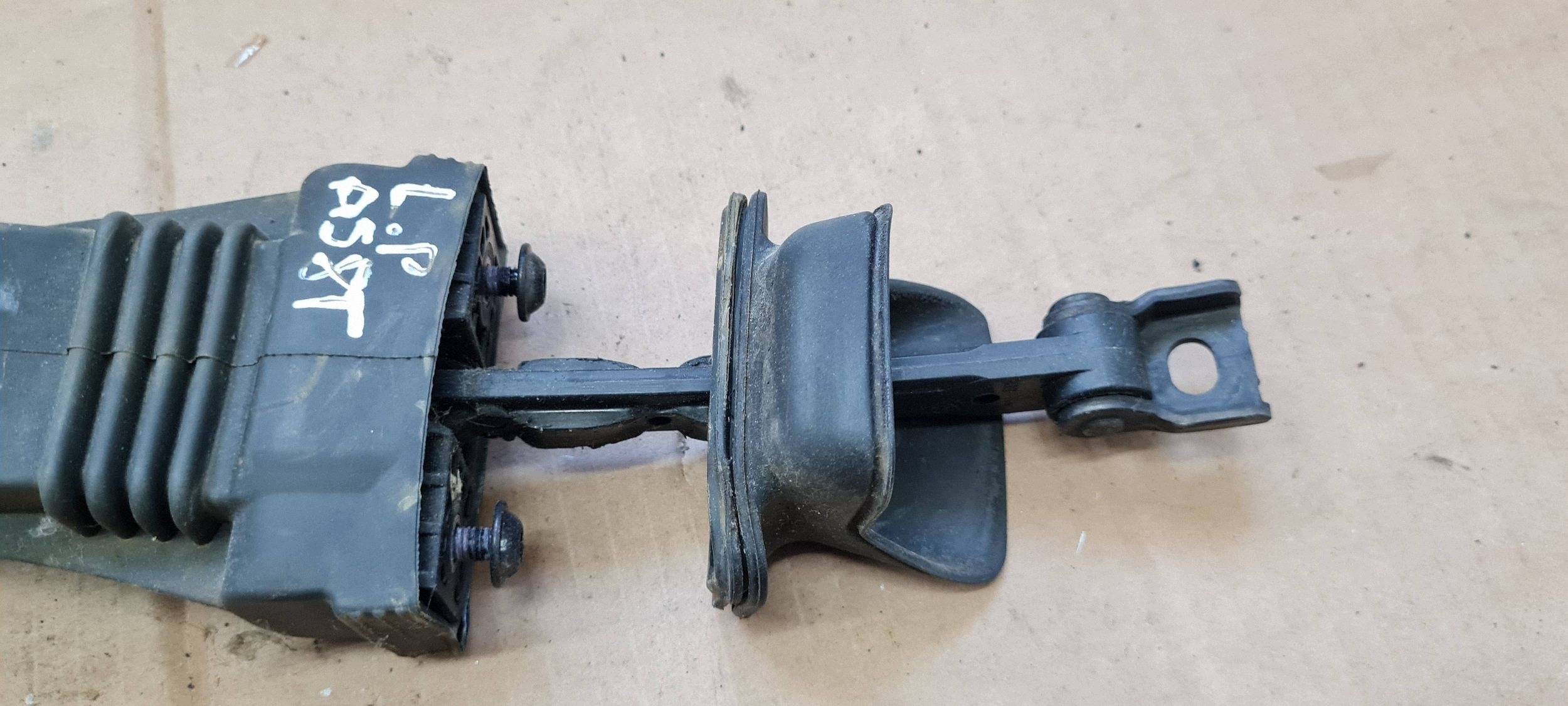 A5 8T S5 LIFT limiter door left right front 8T0837249