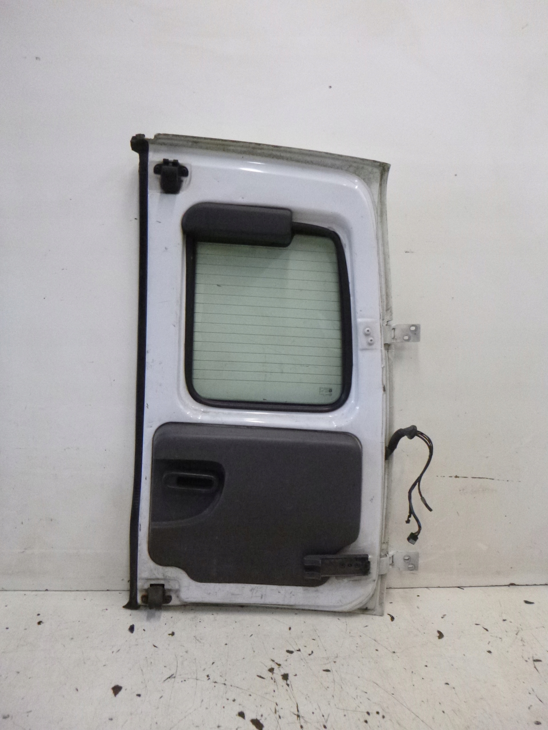 door rear. left Opel Combo 2005r. 02-10