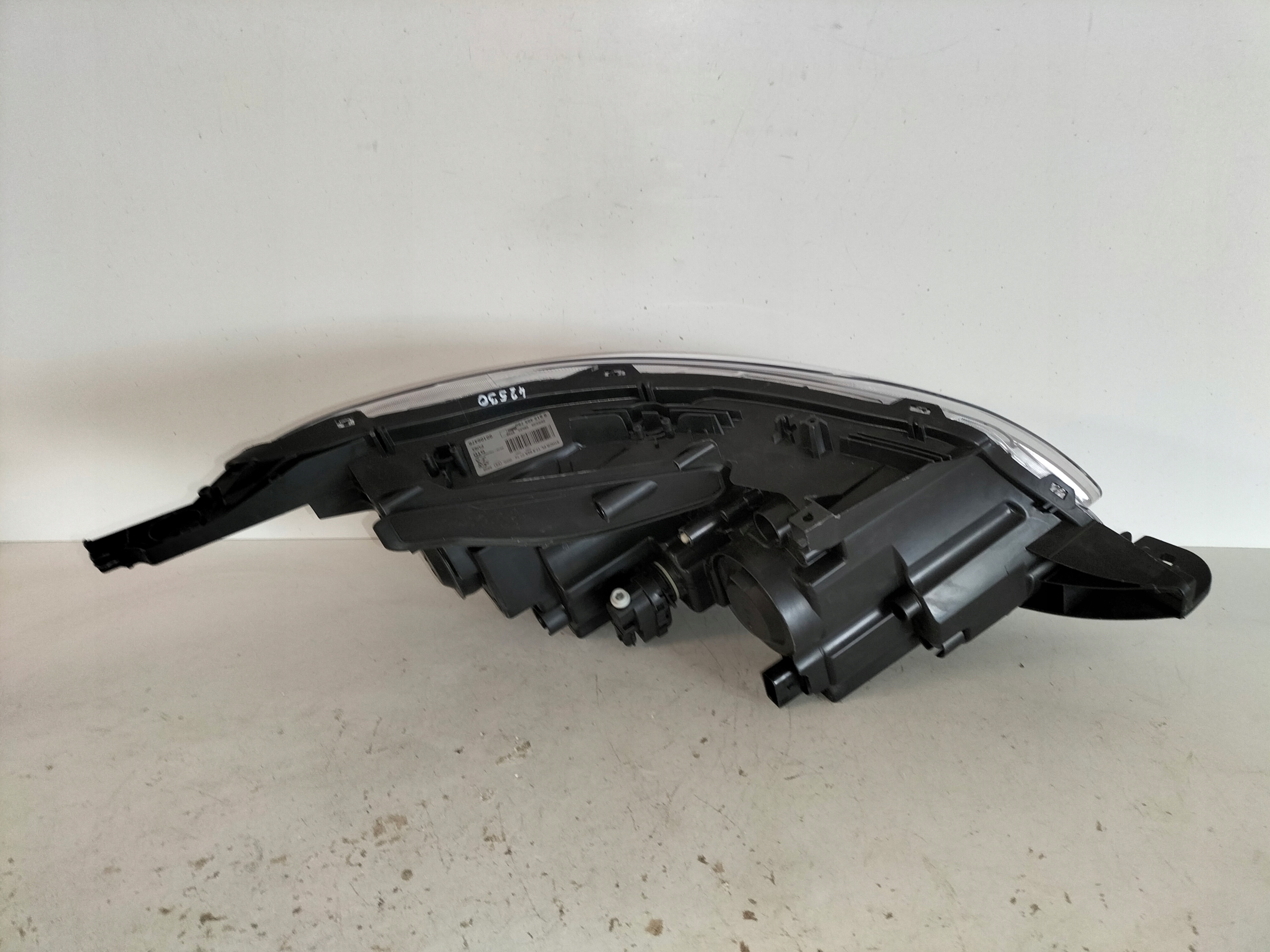 light front reflektor left PEUGEOT 2008 13-16