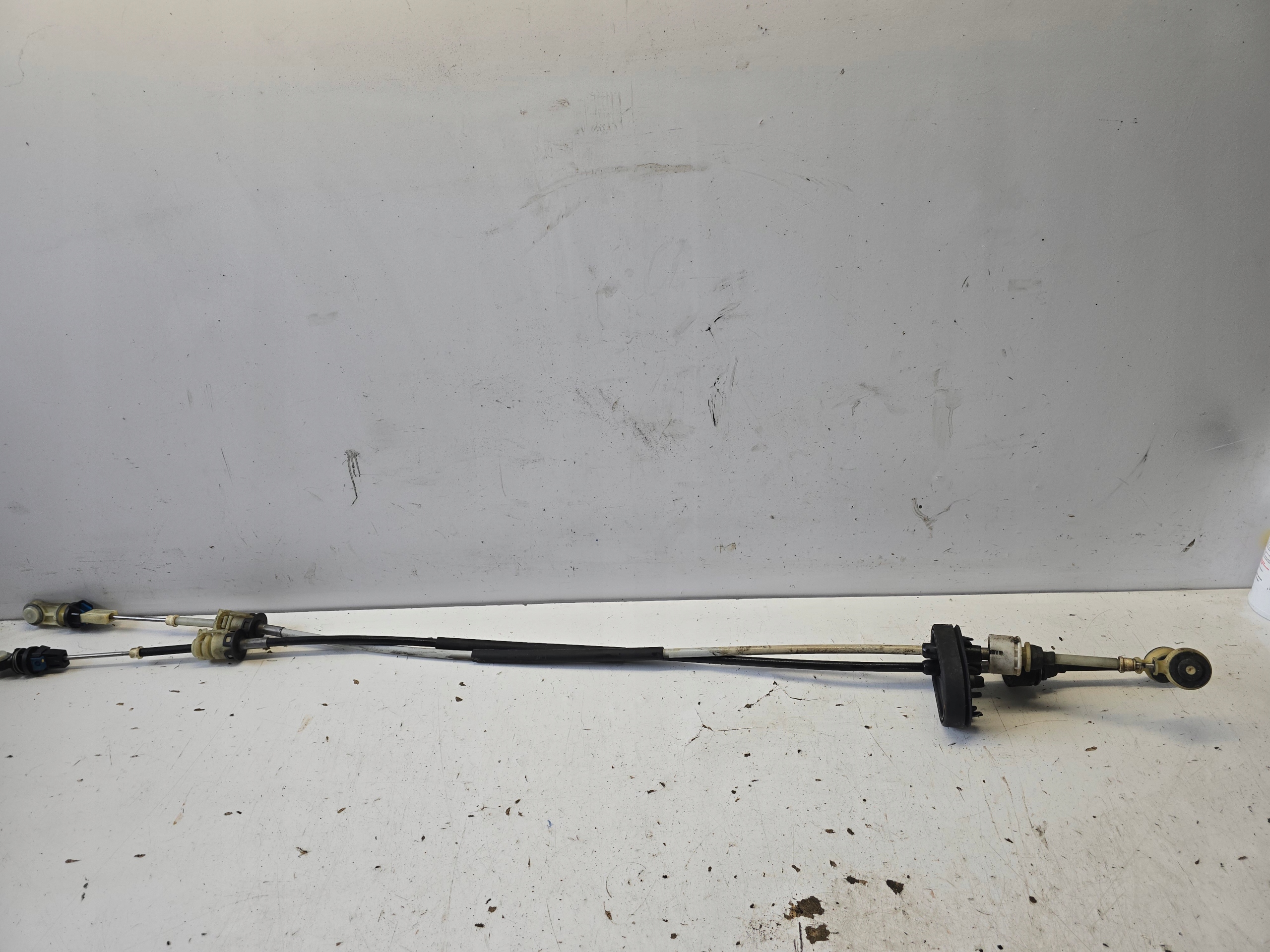 OPEL ASTRA J 4 Bowdenzug Schalt getriebe 55596533 003 AKD 5 getriebe