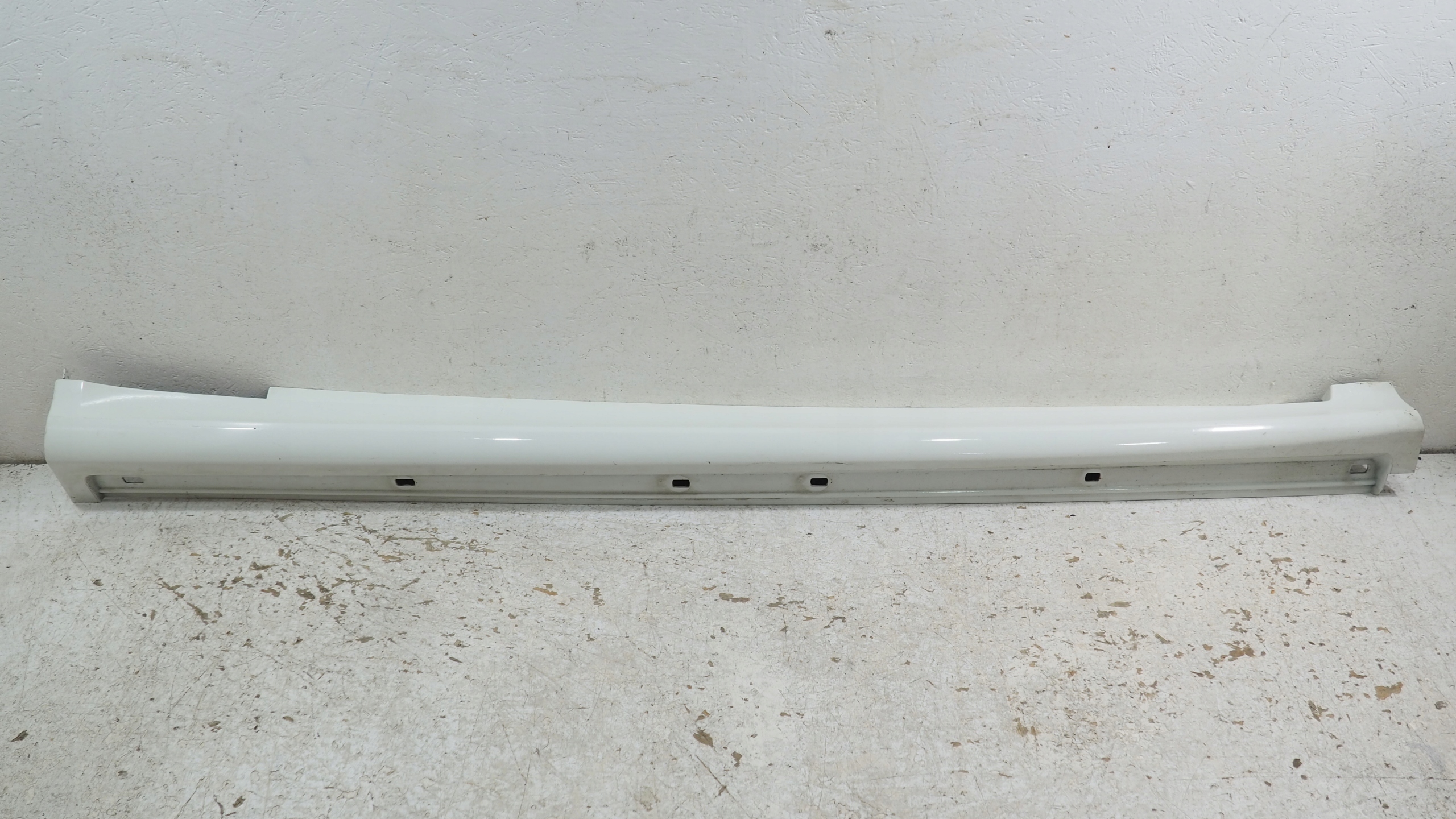 Mercedes B Klasa W245 moulding threshold right A1696102208