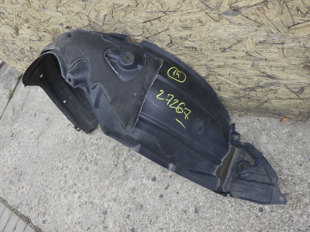 TOYOTA YARIS II 06- mudguard left front