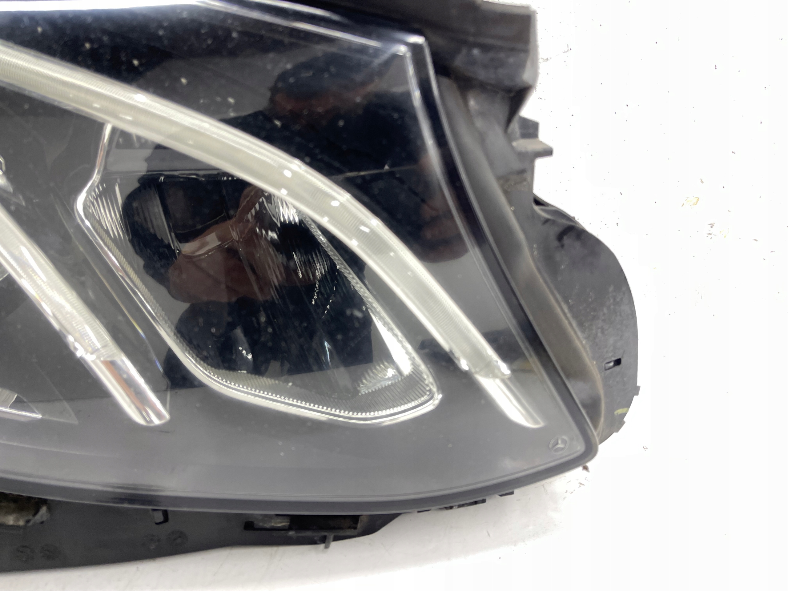 MERCEDES E KLASA W213 2016-2020 light front PERFORMANCE right EUROPA