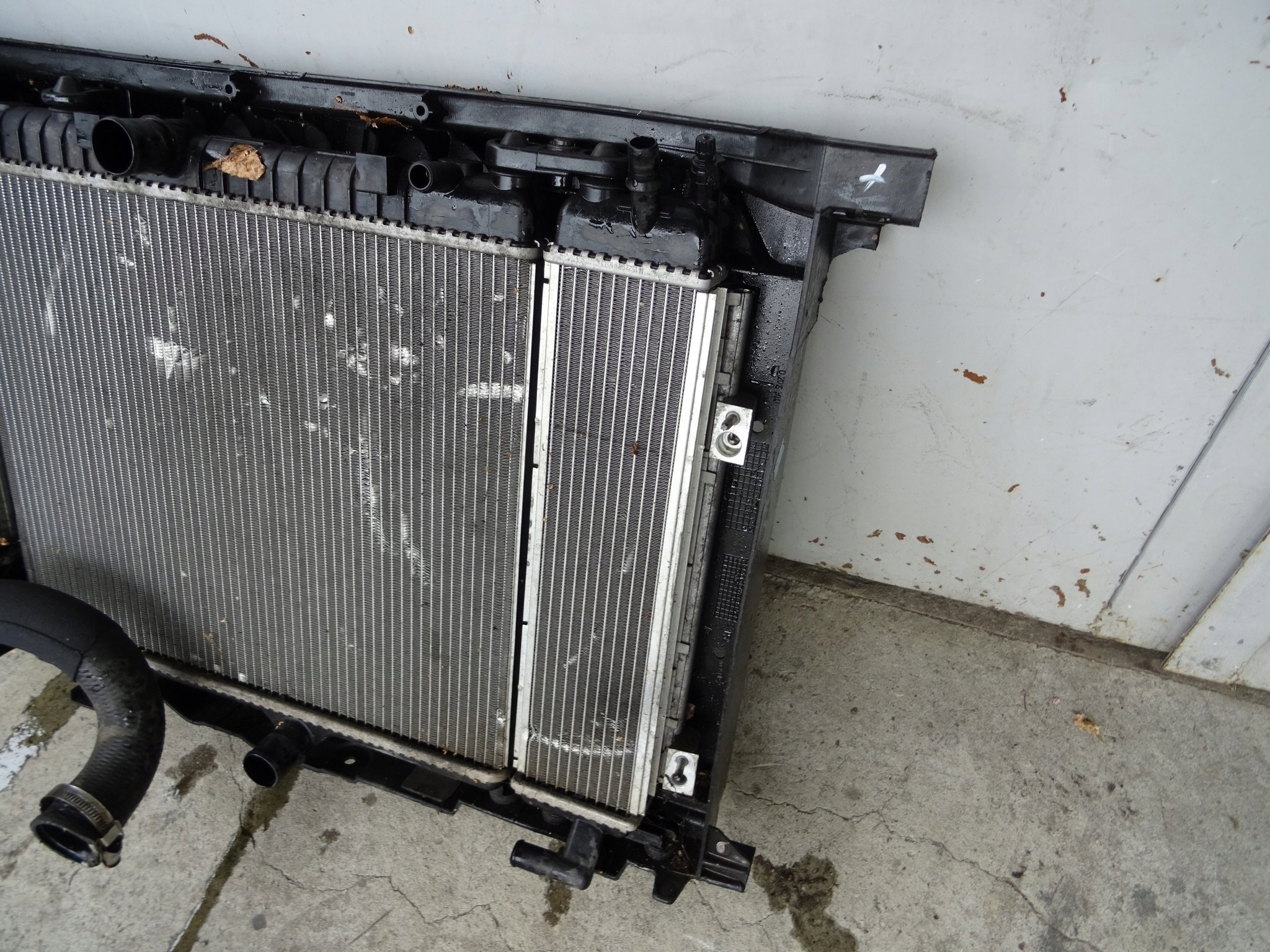 PEUGEOT 3008 chladiče ventilátor KOMPLET HYBRYDA