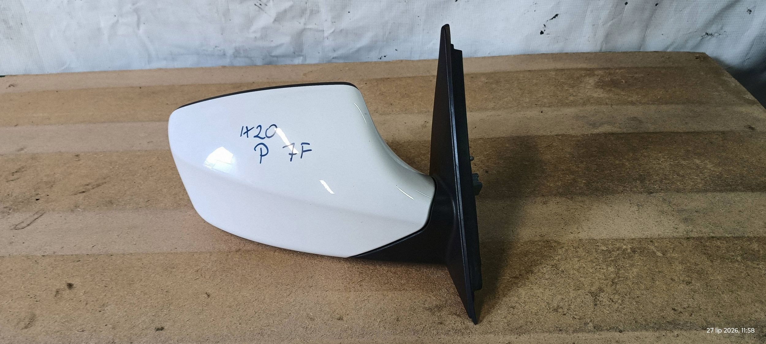 HYUNDAI IX20 7F mirror right 5-PIN 2010