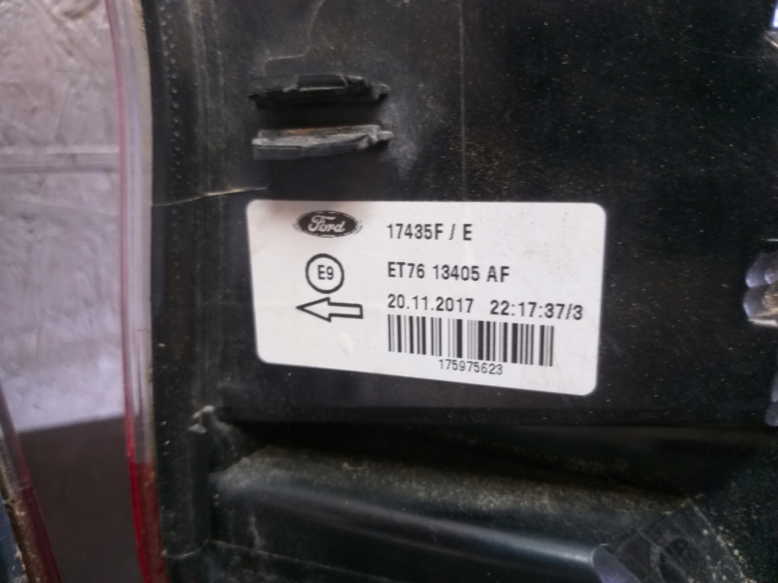 Licht heck rechts oder links FORD TOURNEO COURIER