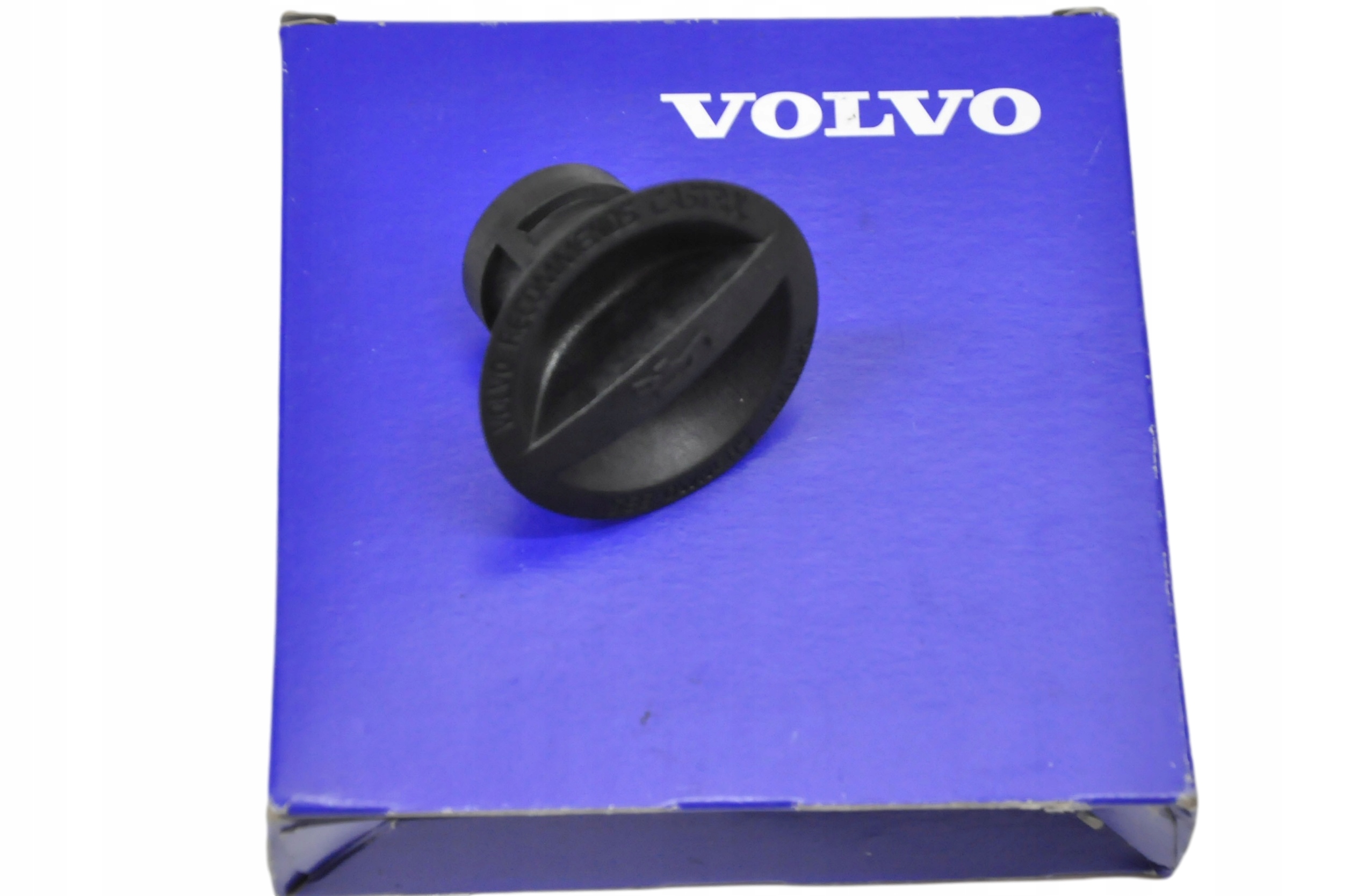 VOLVO S80 V70 XC70 XC60 XC90 korek wlewu oleju OE