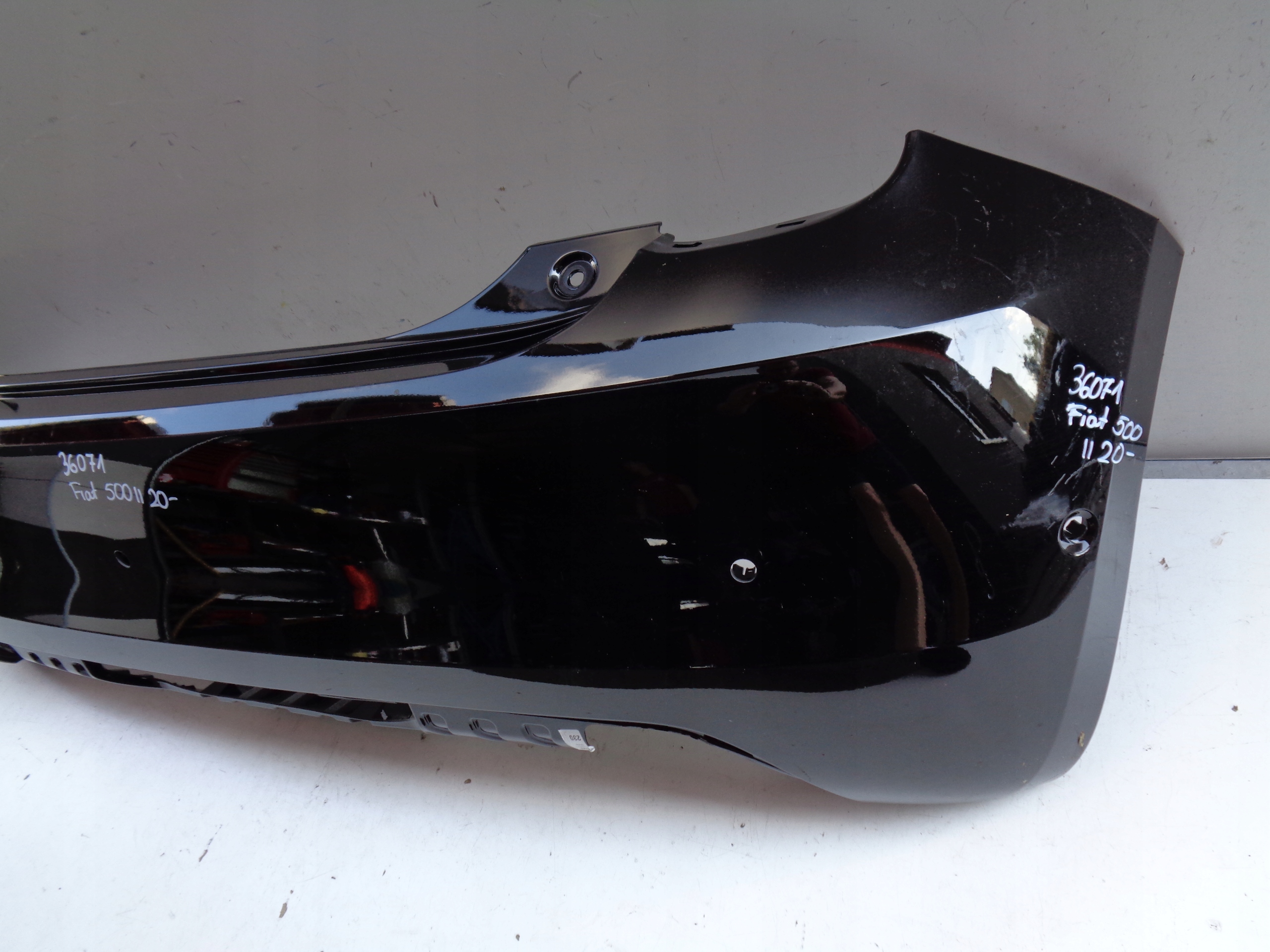 bumper rear FIAT 500 II 20- NR 36071