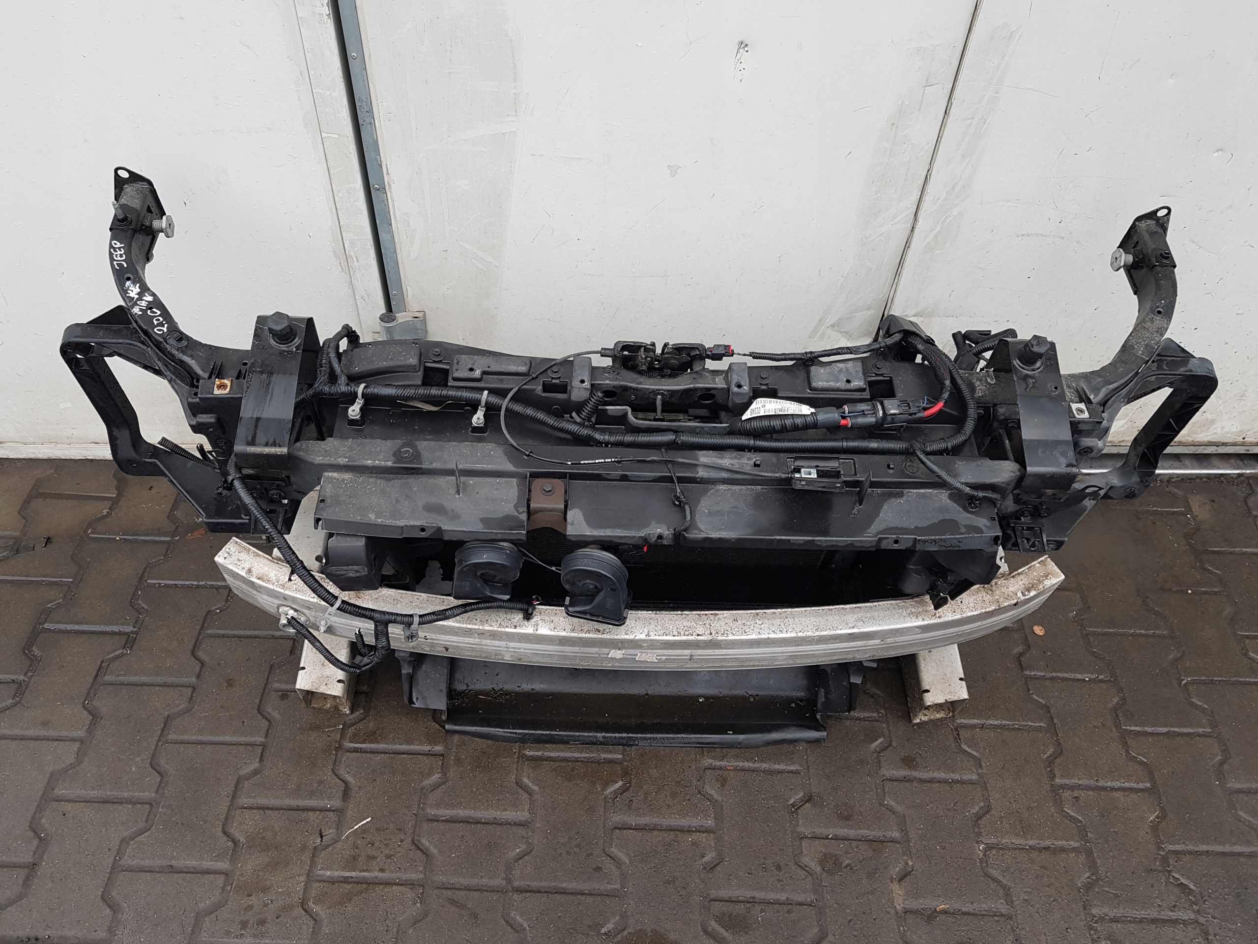 JEEP CHEROKEE KL 14-18r 2.0 MTJ PAS PRZEDNI CHŁODNICE WENTYLATORY Producent części Jeep OE