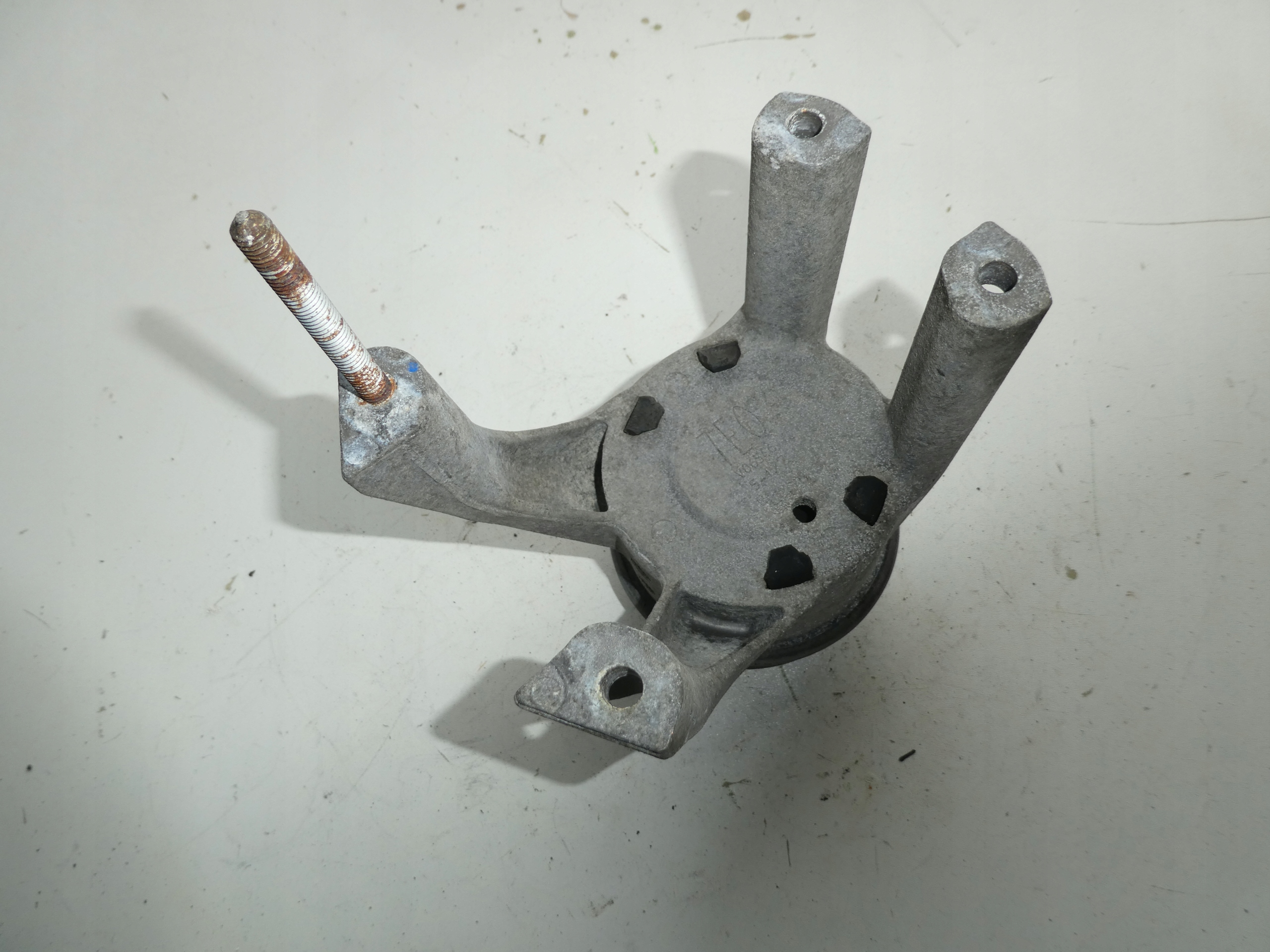 engine mount VW T6 7E0199849