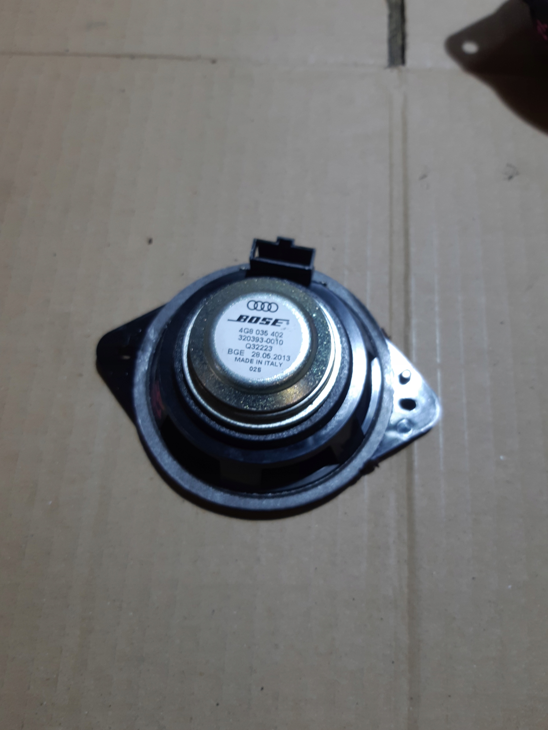 AUDI A7 4G speaker BOSE rear part right left 4G8035402