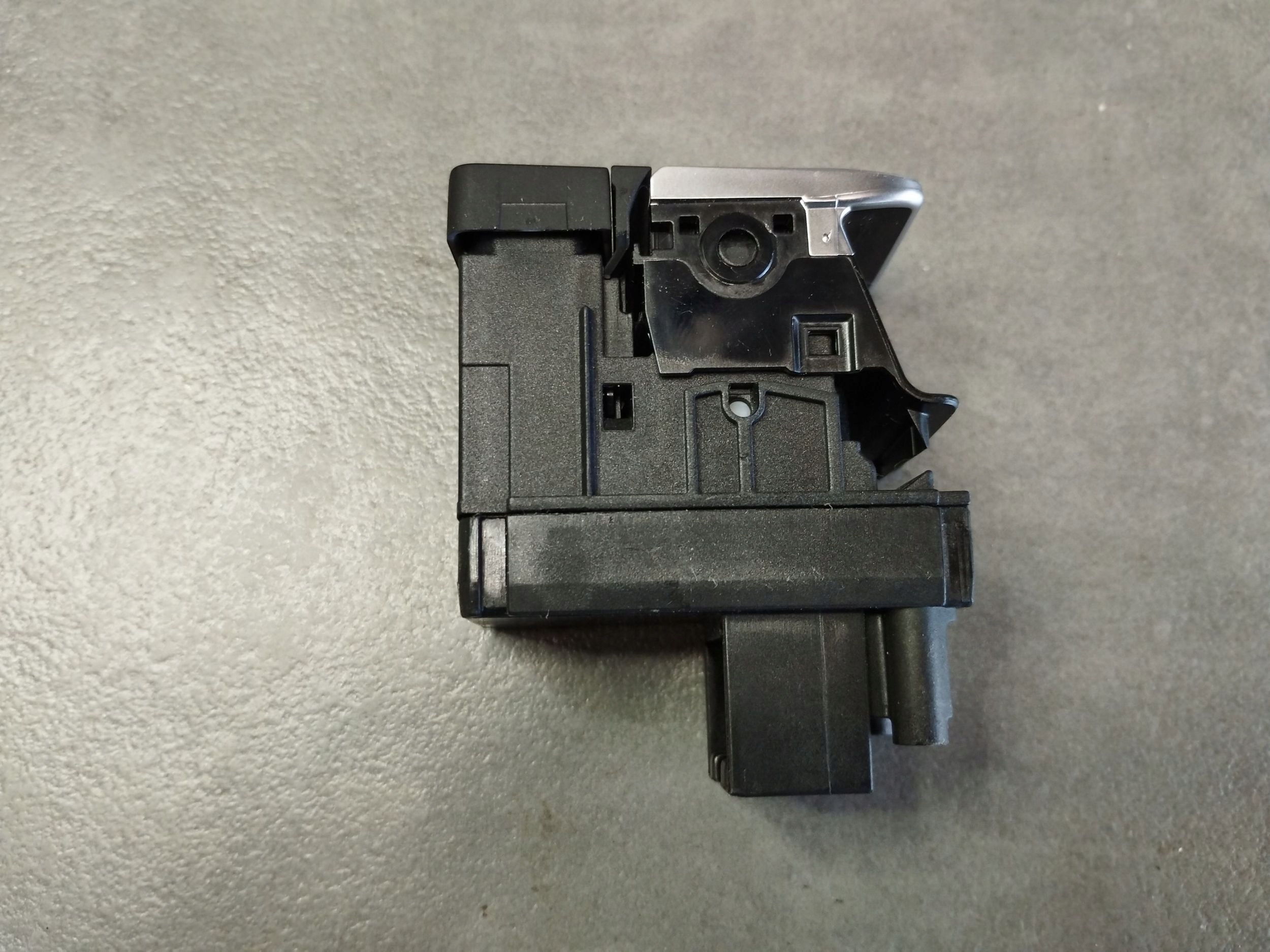 Audi A7 4G 2016 switch electric brake 4G1927225B