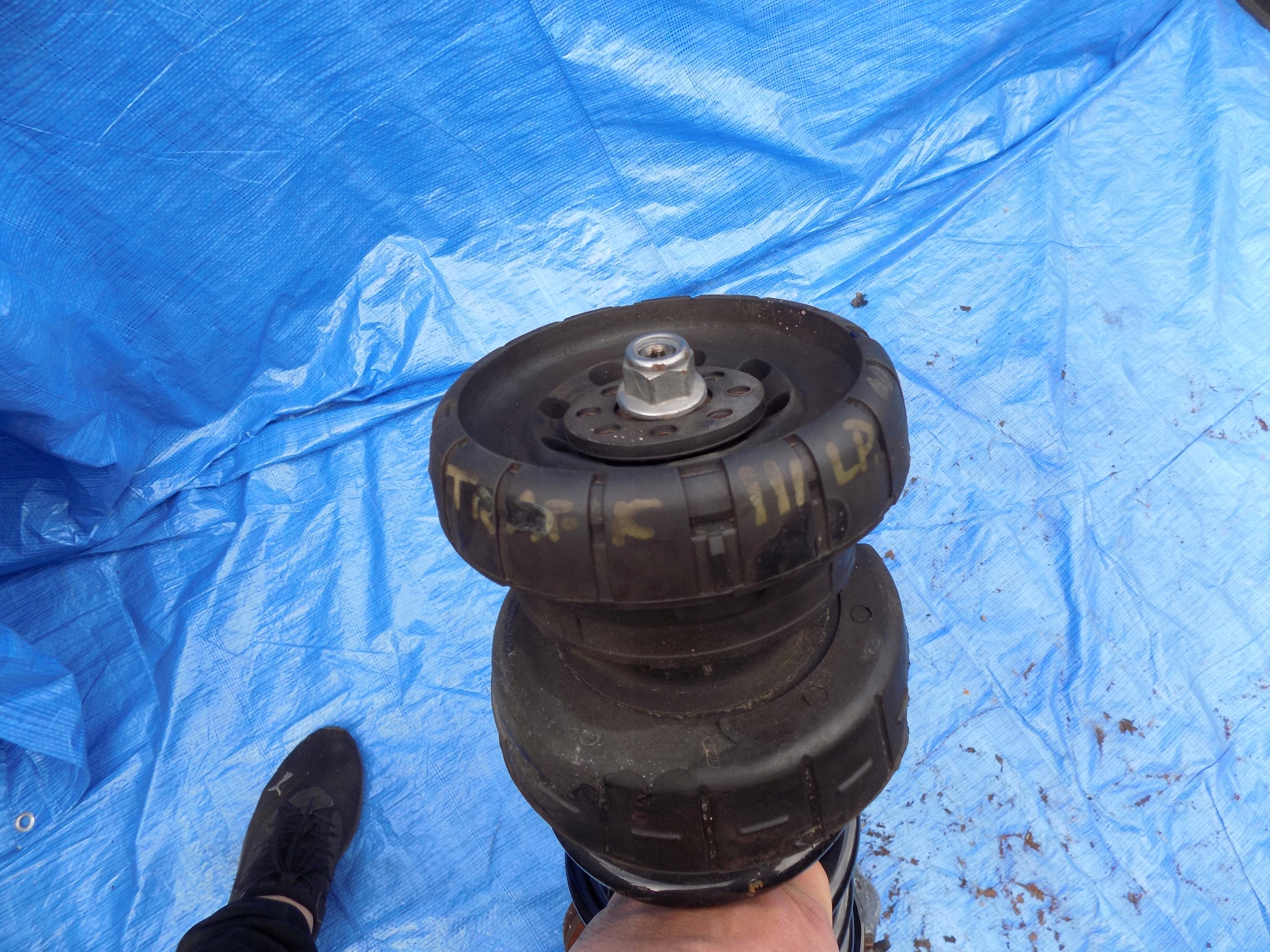 swing shock absorber left front TRAFIC III
