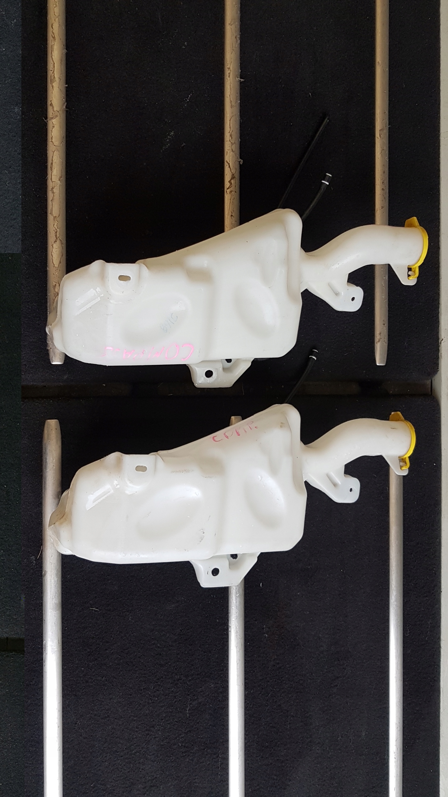 JEEP COMPASS II 2 2018- ZBIORNIK SPRYSKIWACZA KPL