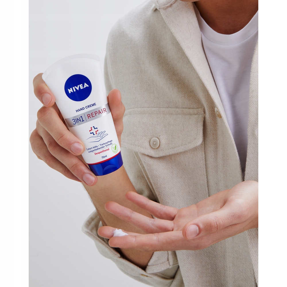 NIVEA REPAIR CARE Regenerujący krem do suchych rąk - nawilżający 3w1 75ml Kod producenta 84687