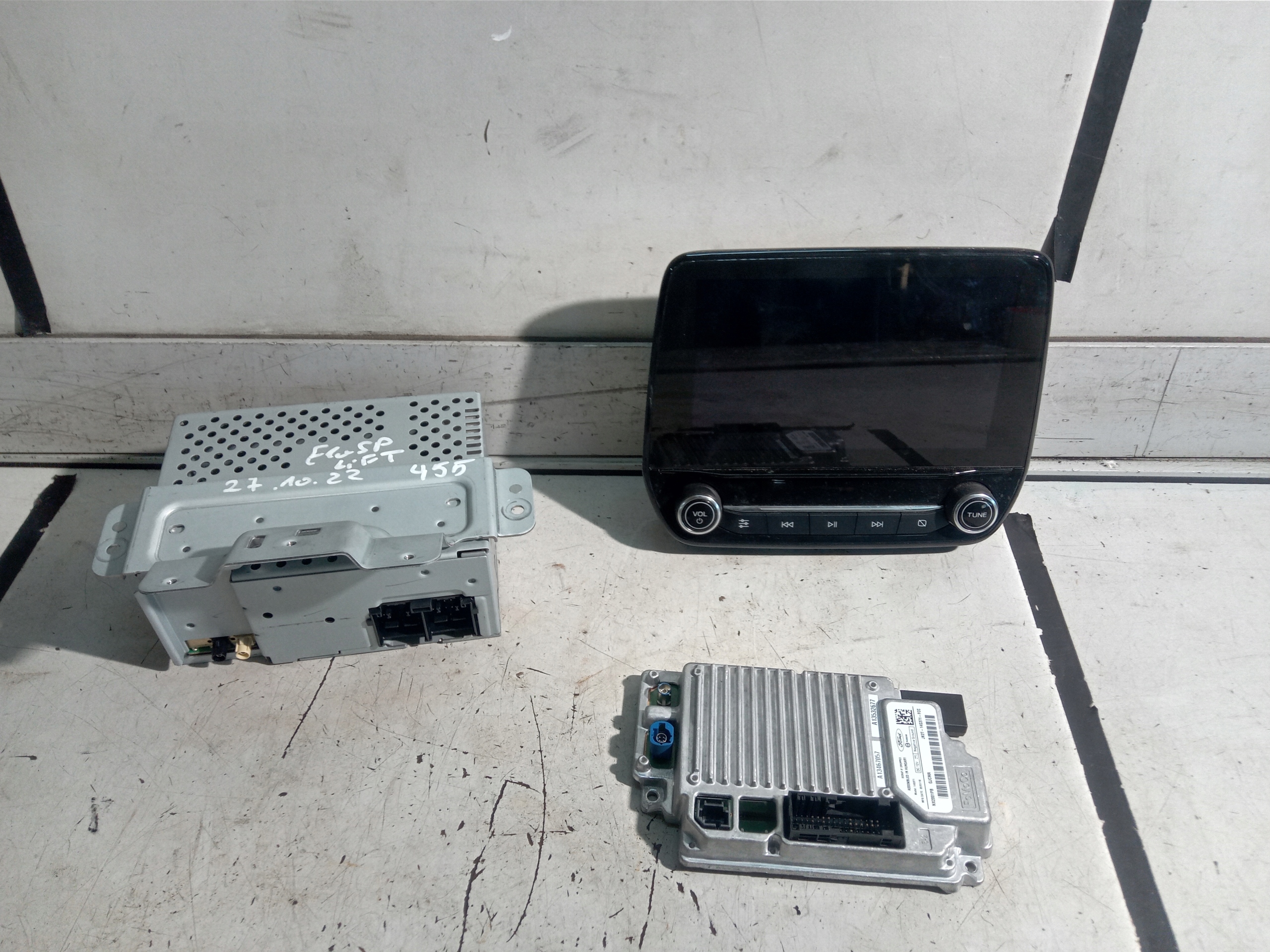 HX7T-18C815-VL - FORD ECOSPORT LIFT РАДИО НАВИГАЦИЯ СЕНСОРНЫЙ