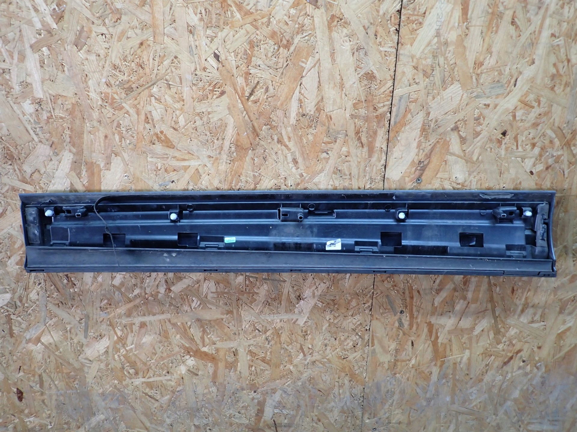 moulding for door right front AUDI Q3 8U0853960D