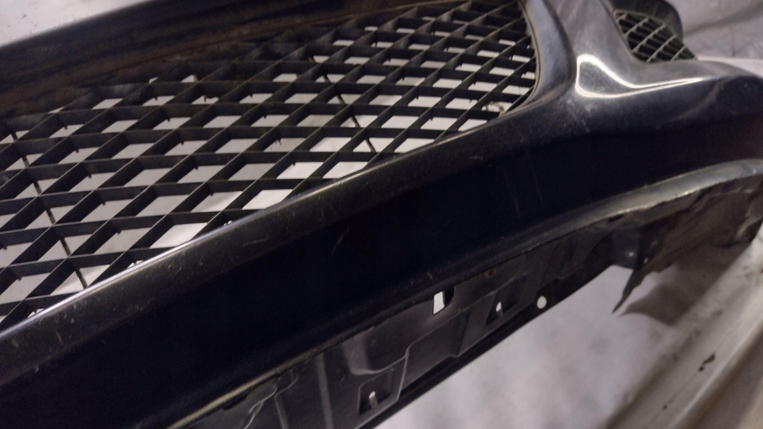 front bumper Mazda 3 BK sedan k: 16W