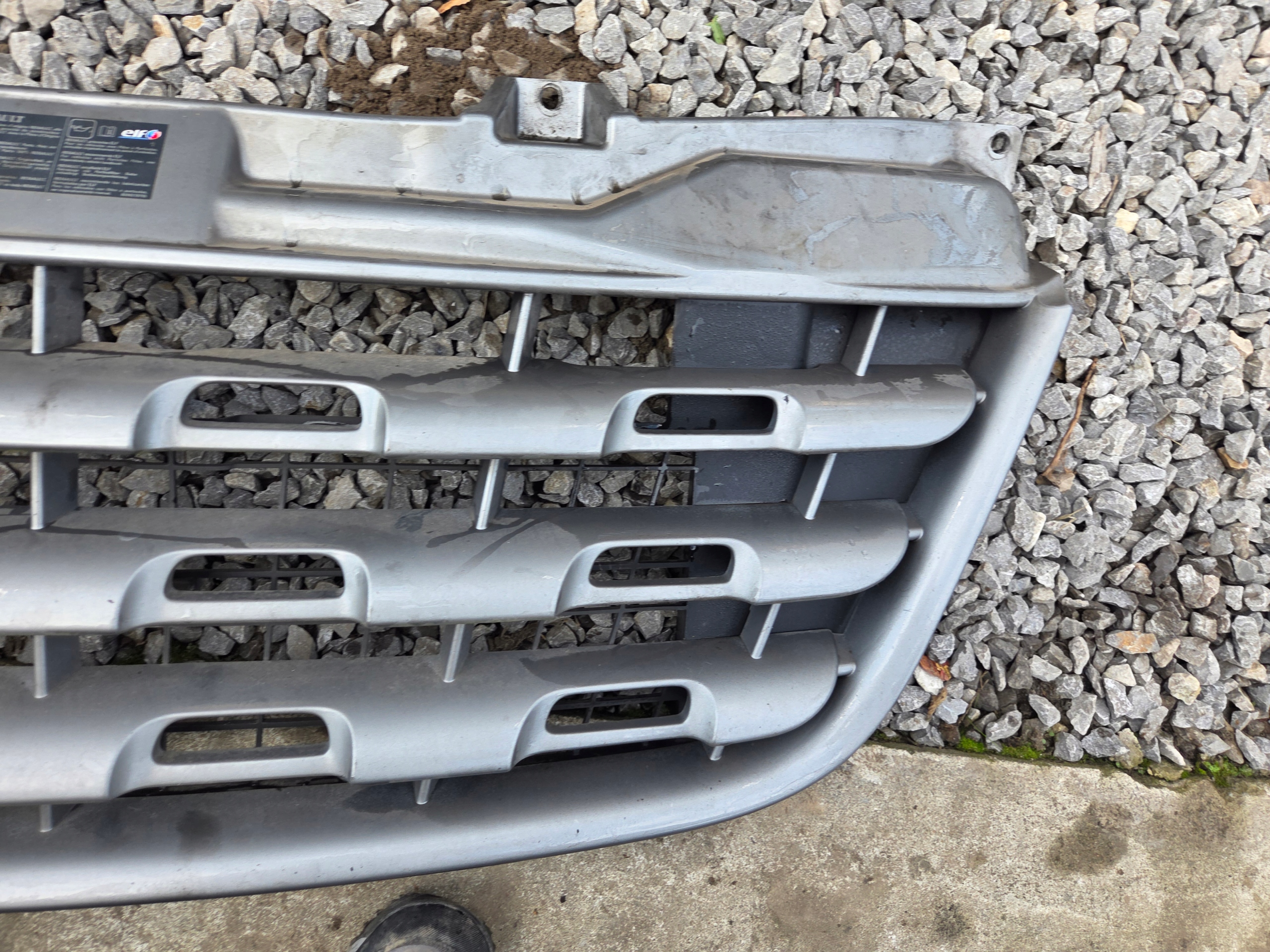 grill grille RENAULT MASTER III 10-14 623100256R