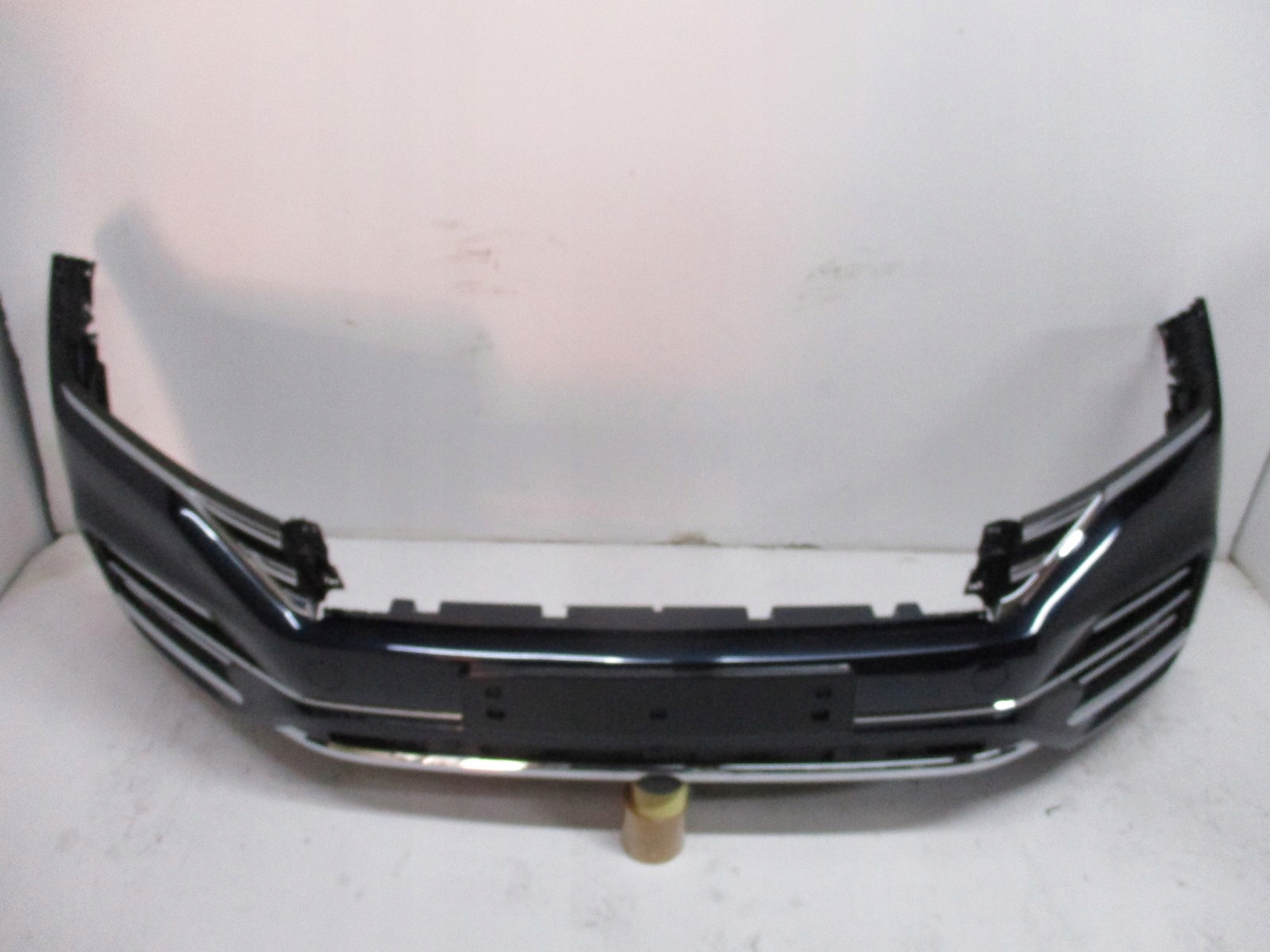 bumper front VW TOUAREG 760 6X PDC KAMERA
