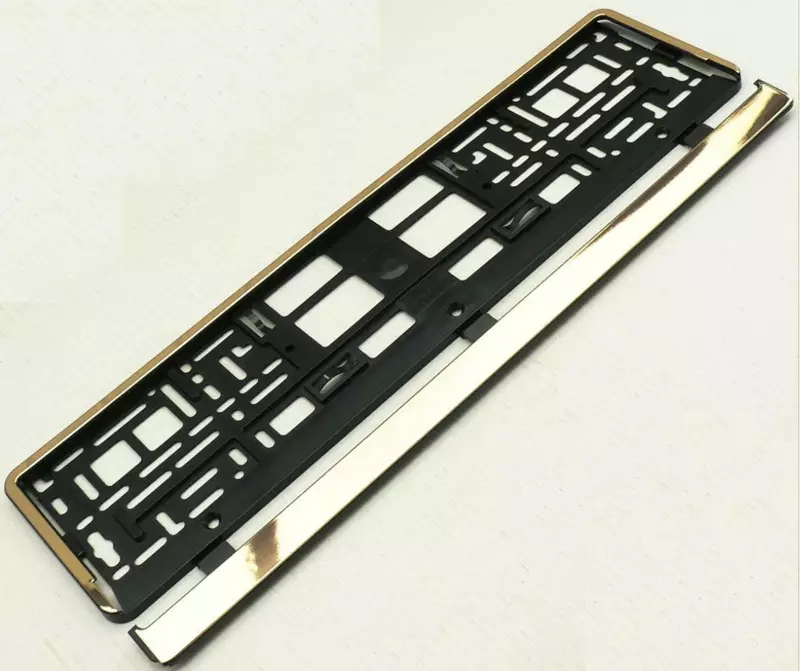 RAMKA POD TABLICĘ REJESTRACYJNĄ SREBRNA POŁSYK