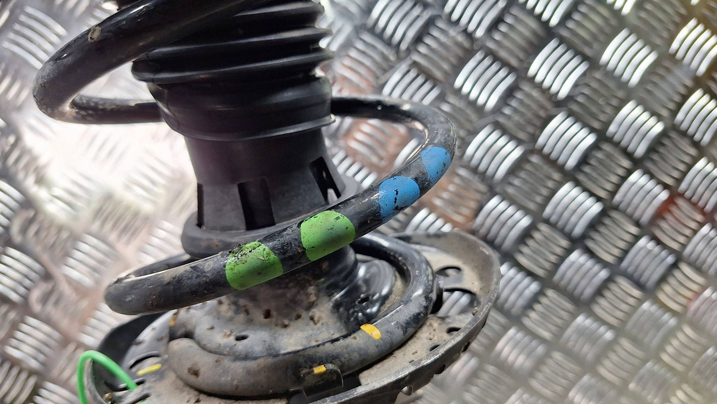 swing shock absorber right front 1S0413031B 1S0407256C UP CITIGO MII 1.0MP