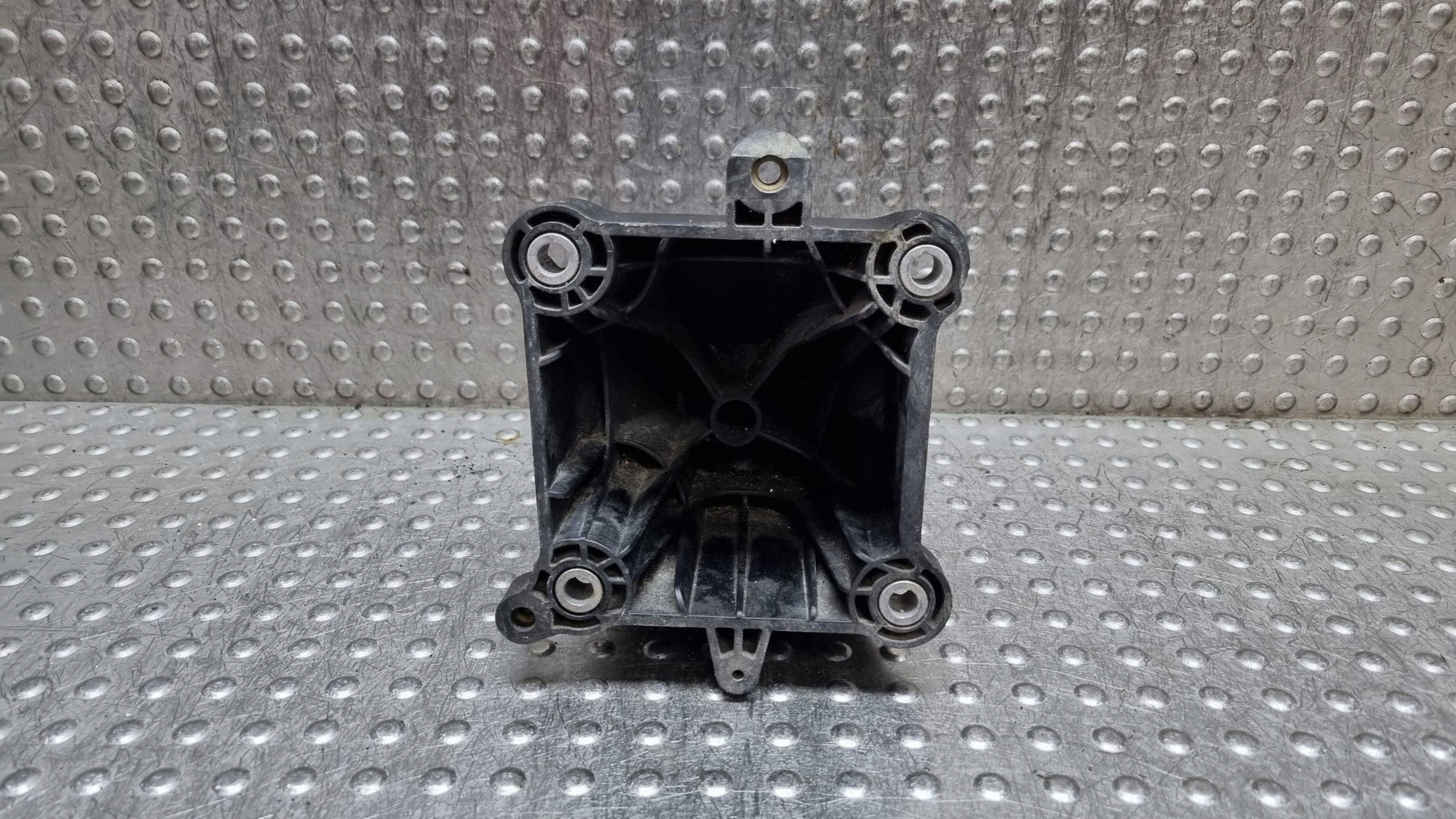 engine mount left AUTOMAT A2762232004 MERCEDES S-KLASA W222 3.0 V6