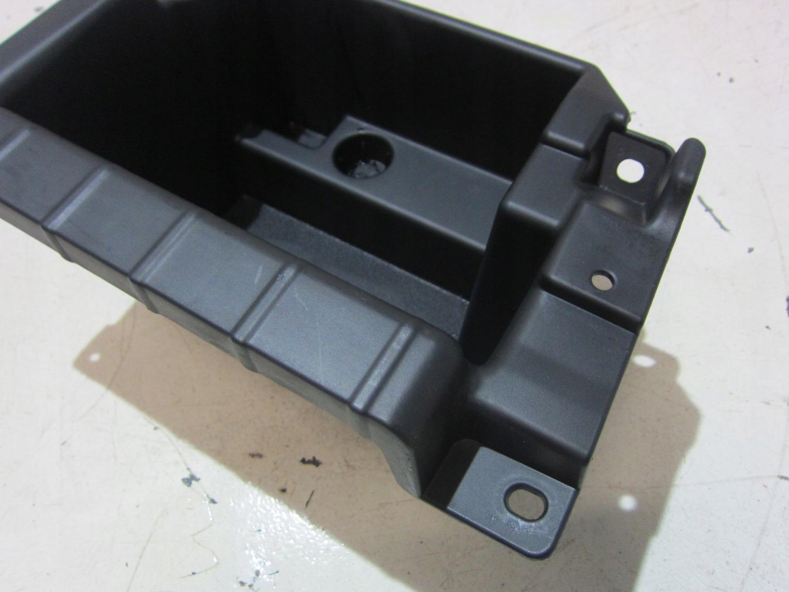 BMW X3 F25 passenger compartment boot sump 9175130