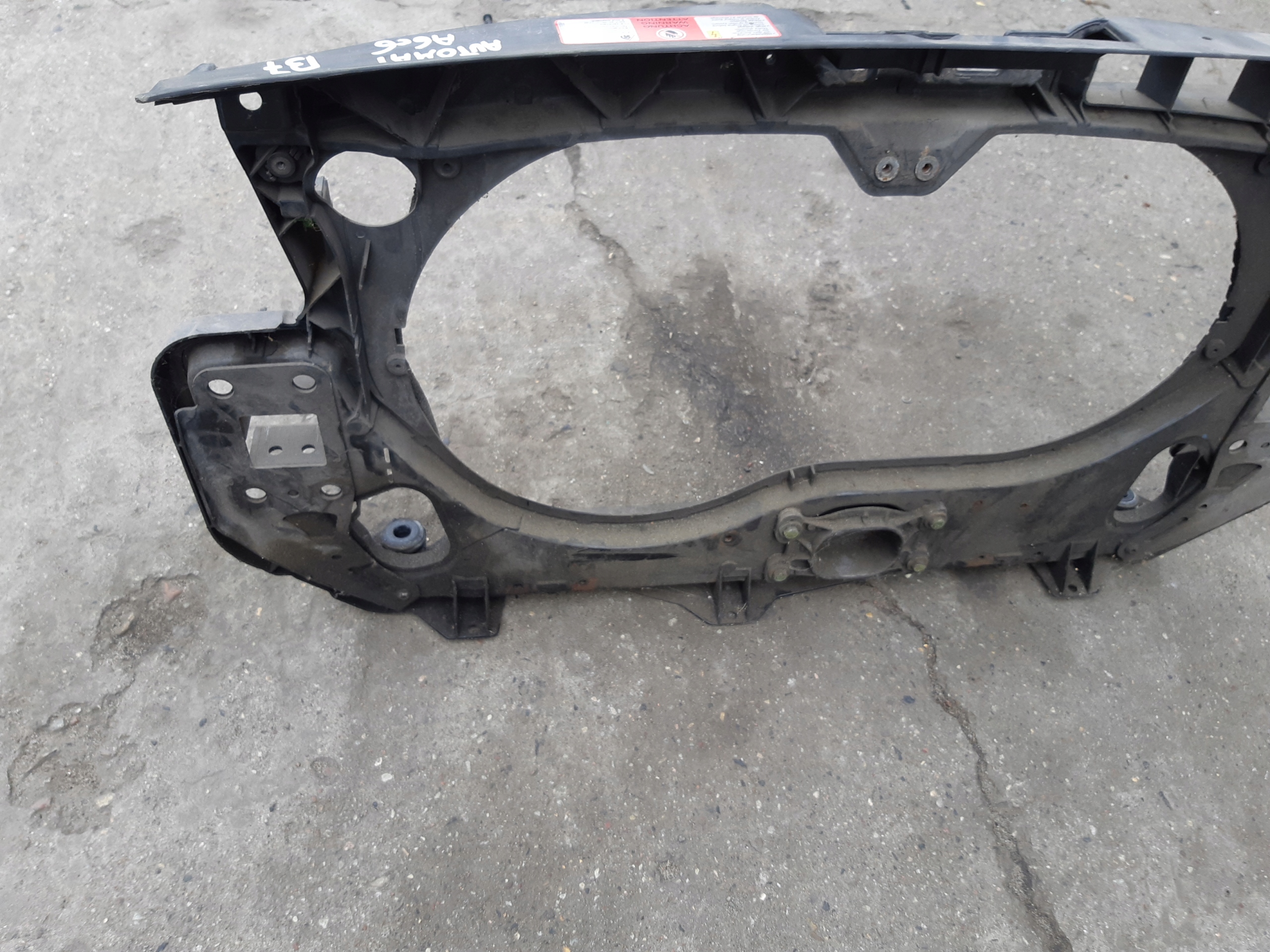 AUDI A6 C6 2.0 TDI support panel for radiators pillar iron frame