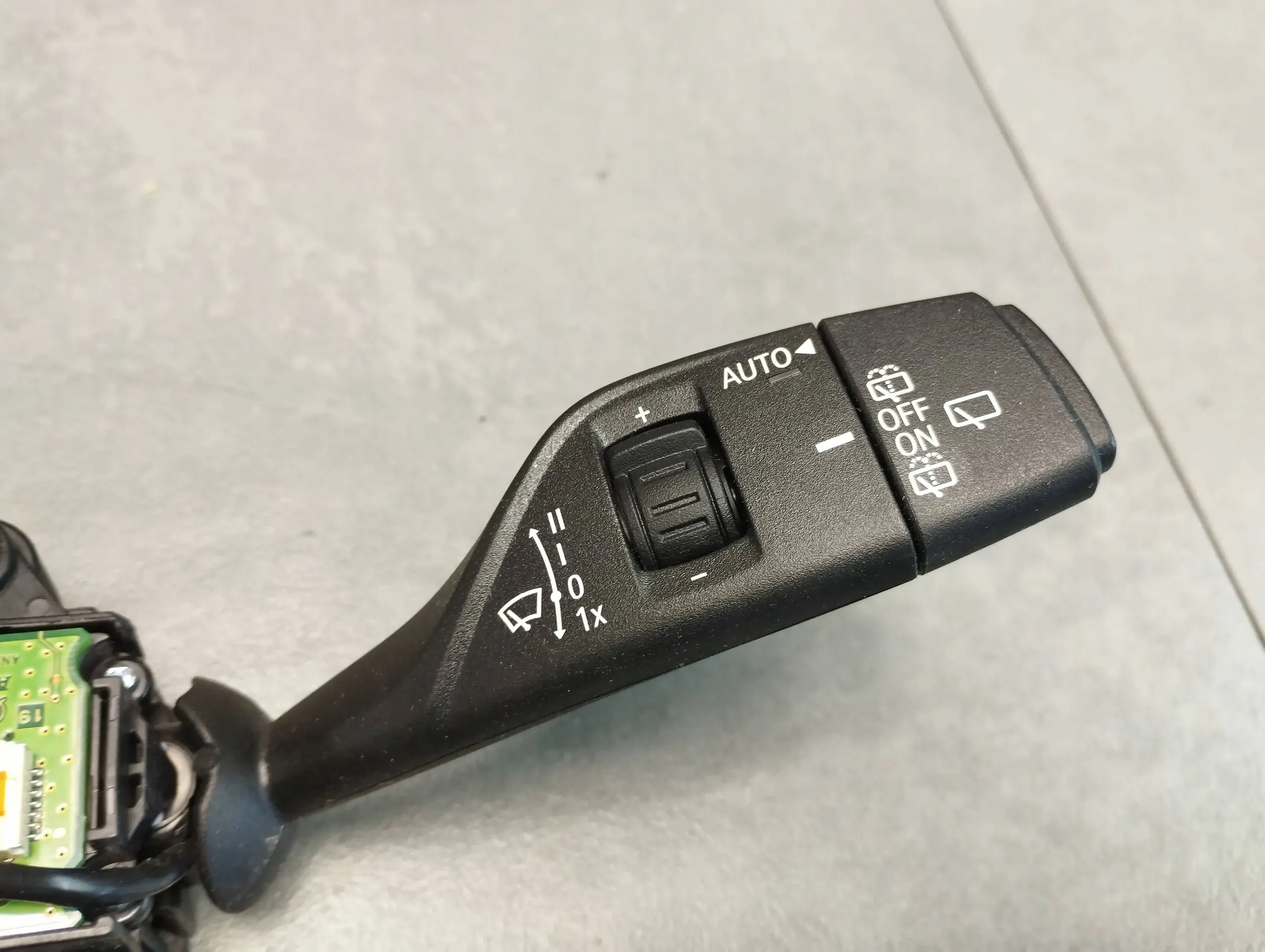 BMW X5 F15 Kombischalter 6827370