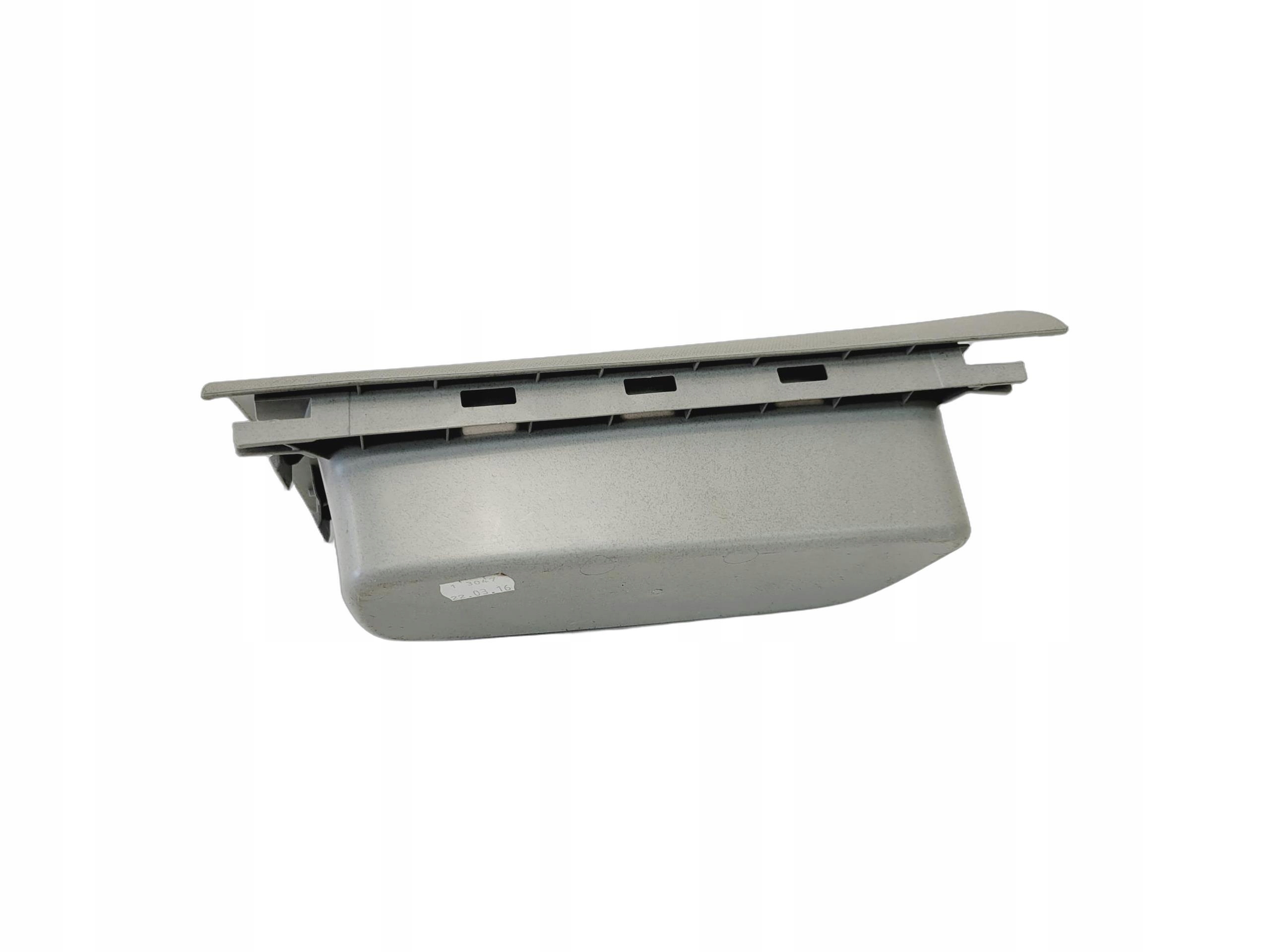 passenger compartment plato right rear part OPEL ZAFIRA C 13357073