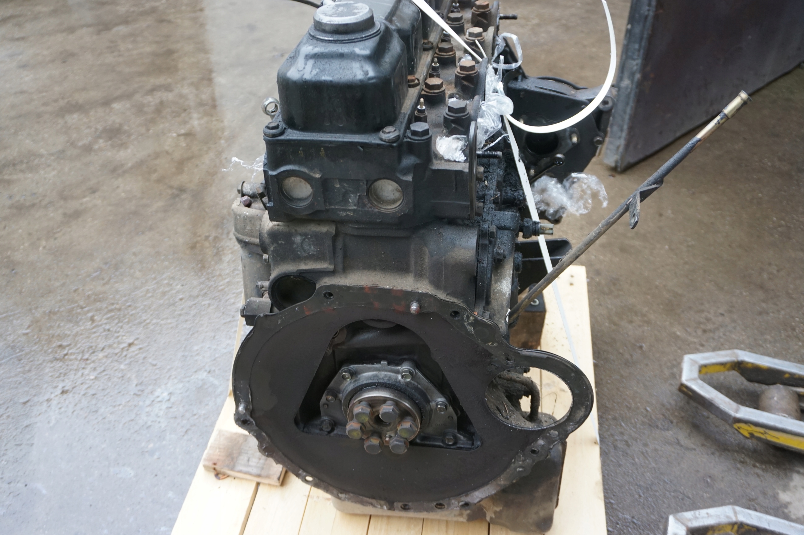 nissan TERRANO II Двигатель 2,7 tdi 125KM 99r 32-BAR проверенный