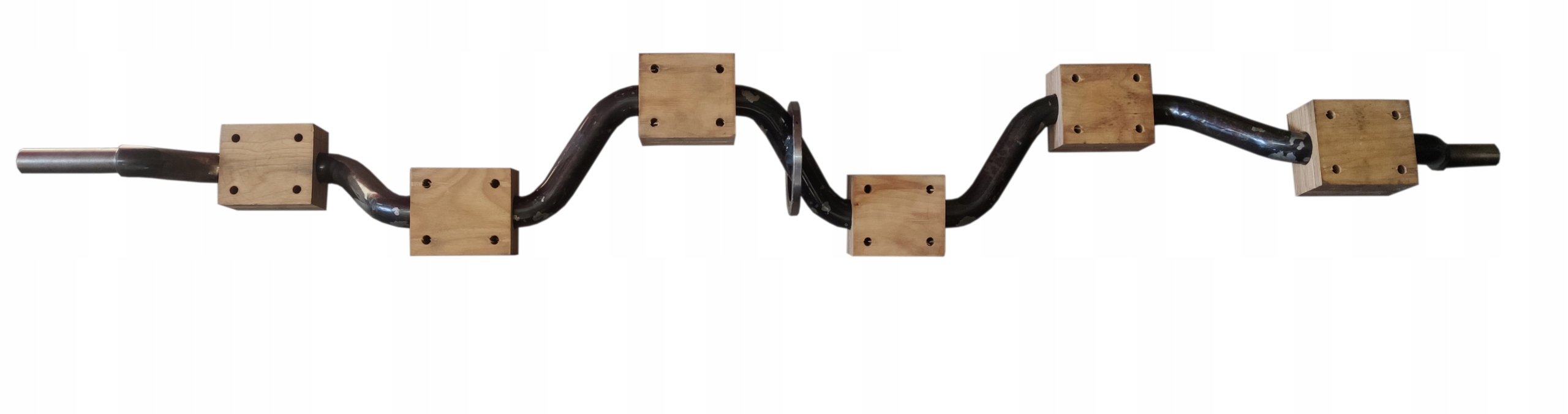 ВАЛ ШЕЙКЕРА З ОПОРОЮ JOHN DEERE AZ40873