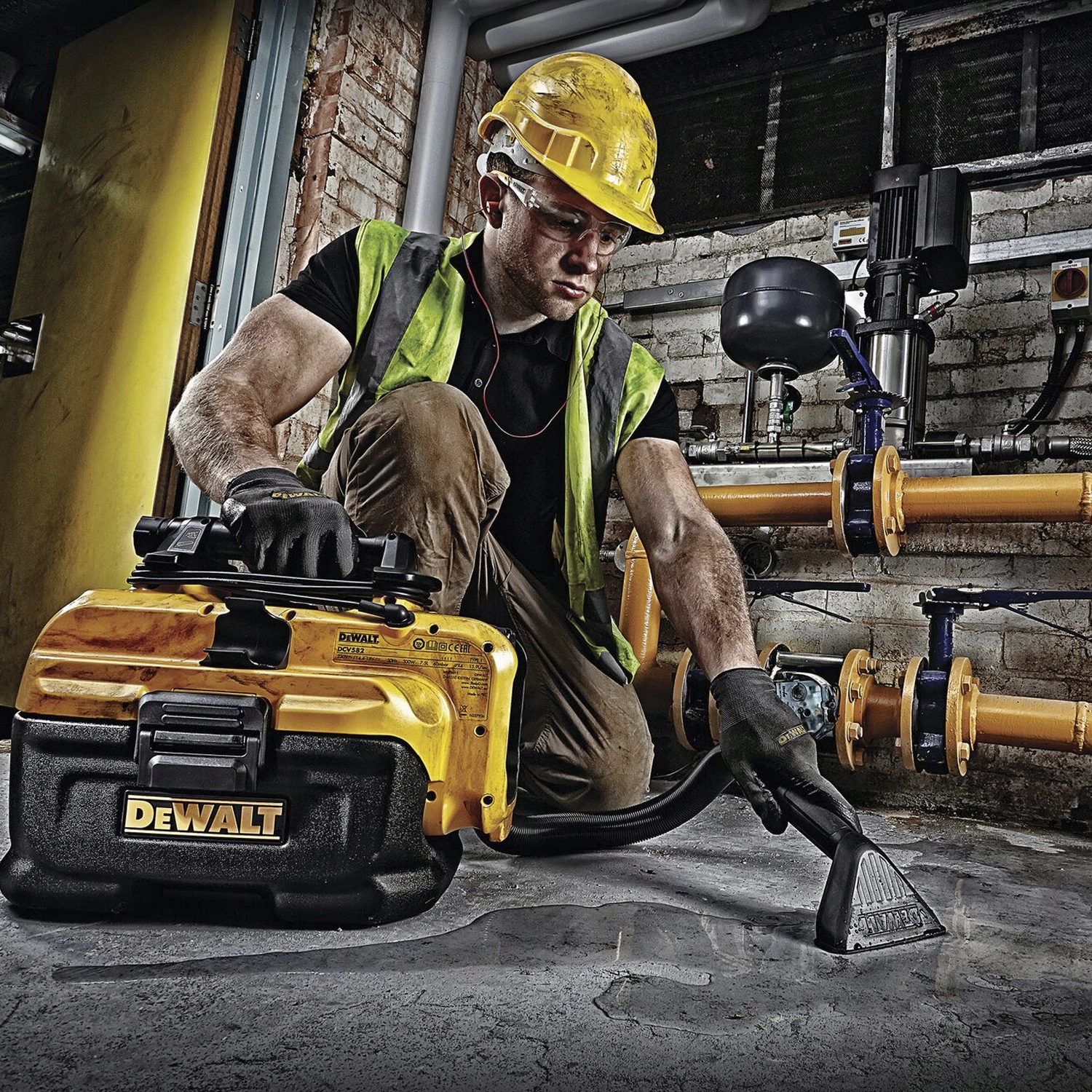 MOCNY Odkurzacz akumulatorowy 18V DeWALT DCV584L Maksymalna moc 300 W