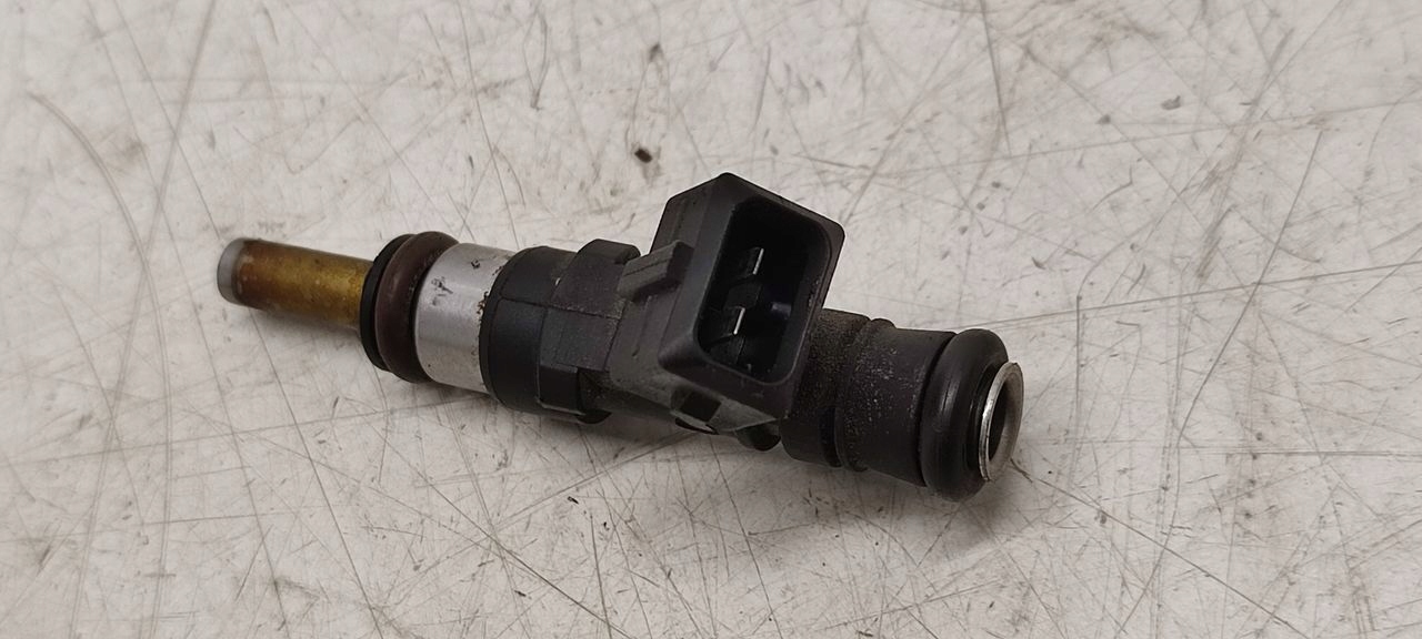 injector Opel Zafira C 1,6 TB
