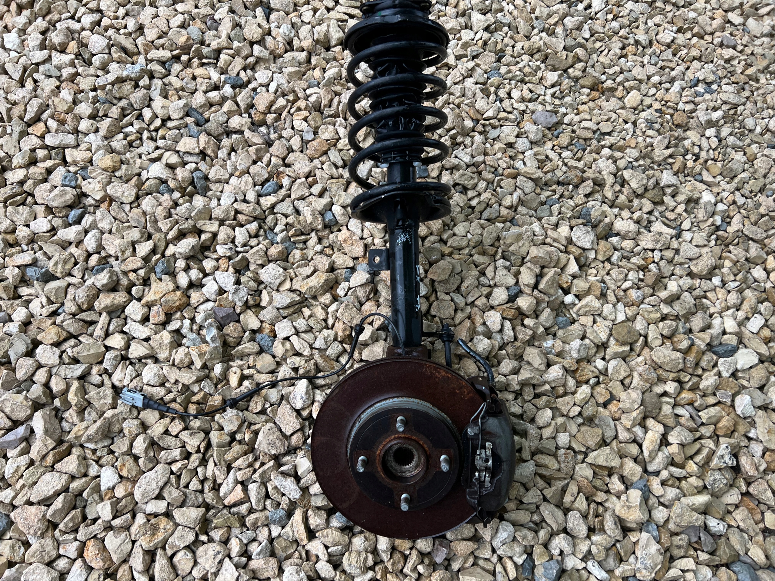 FORD FOCUS I Mk1 ЦАПФА АМОРТИЗАТОР ПРАВИЙ