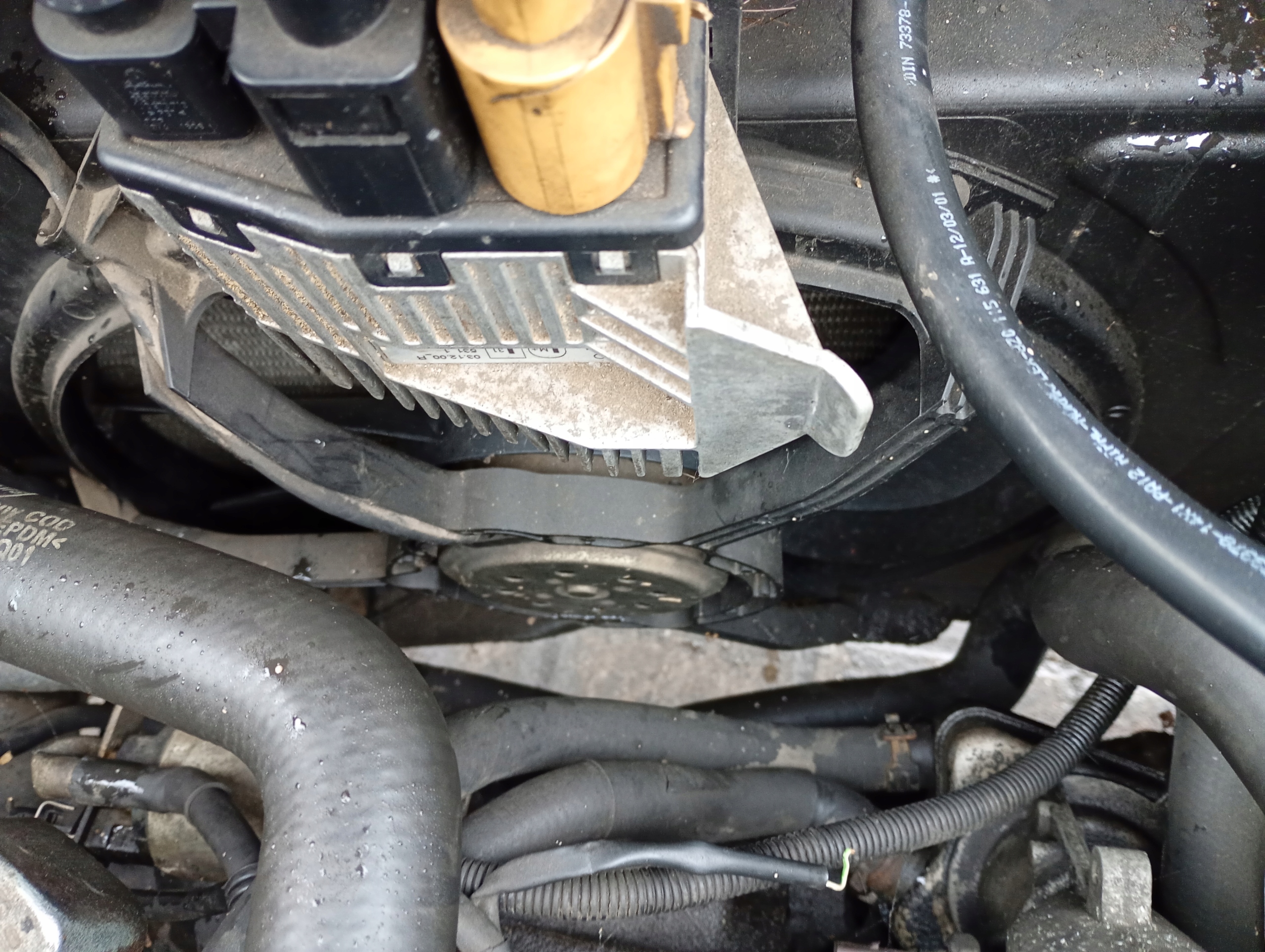 Audi A2 00-05 ventilátor MOTORU 1.4 TDI