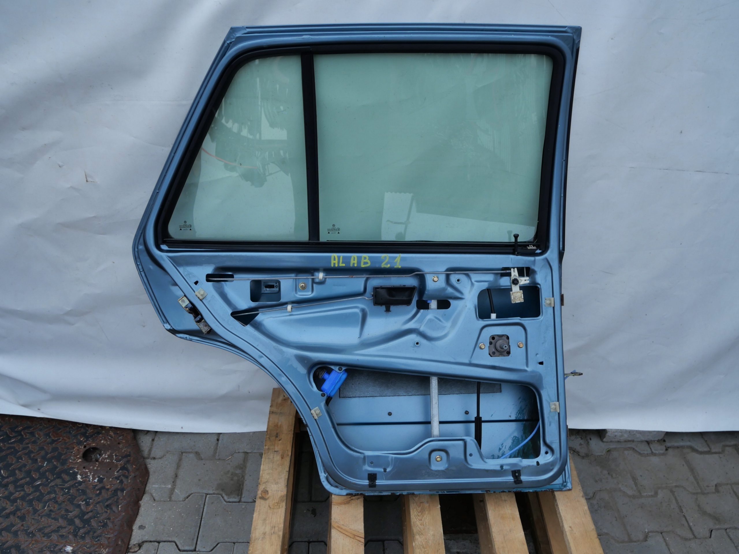 VW JETTA door rear part left