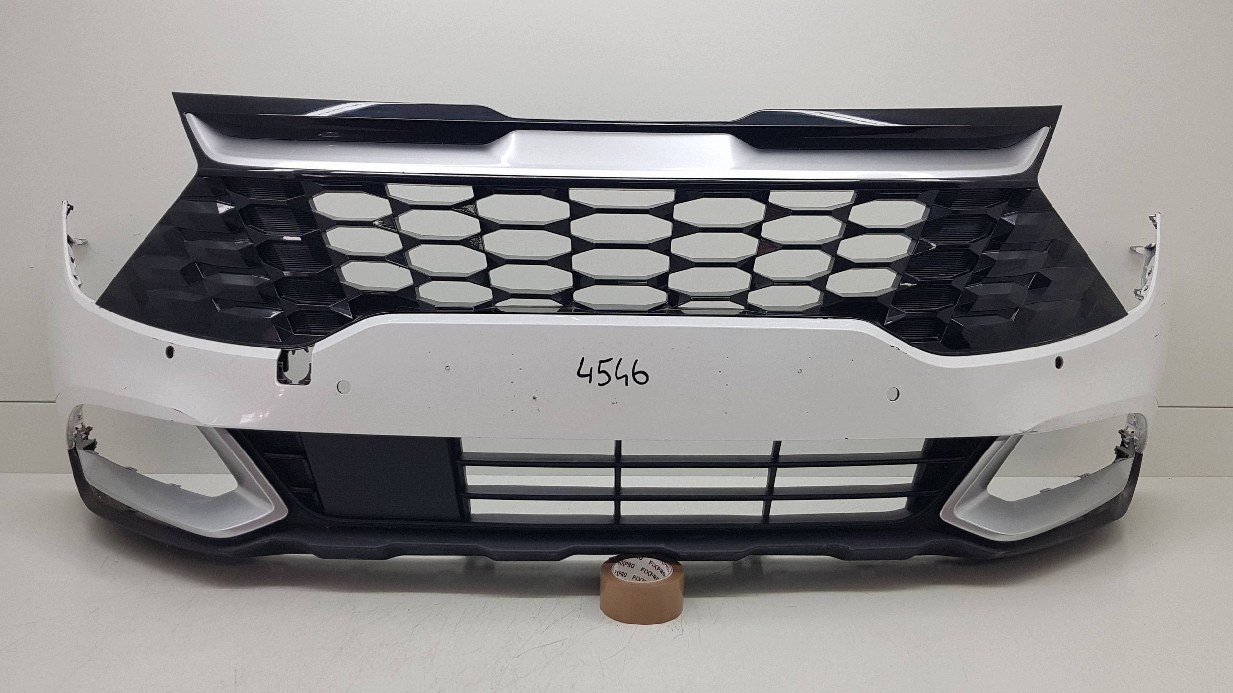 KIA SPORTAGE 5 V 2021 - bumper front 86511-R2000