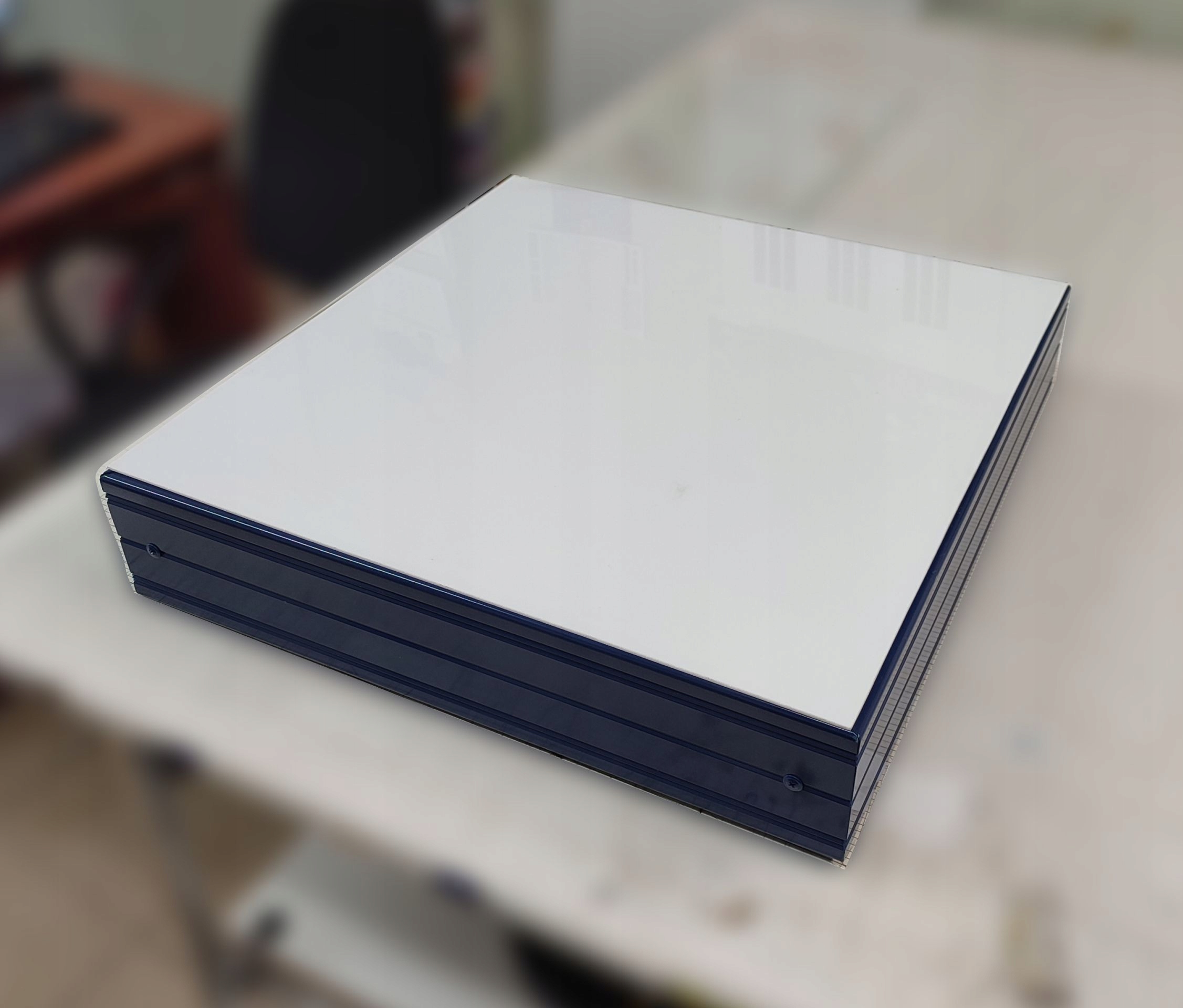 KASETON podświetlany 50 X 50 X 10 cm