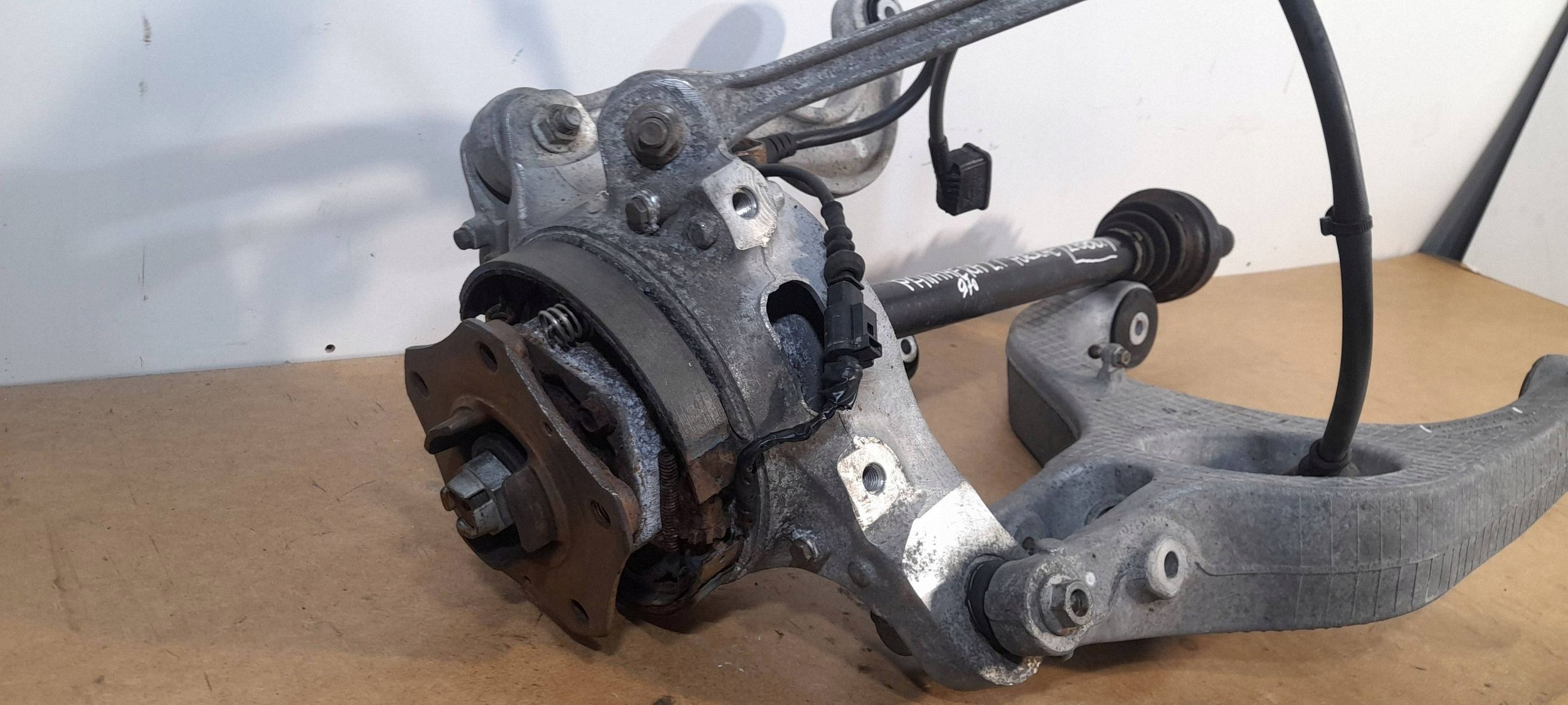 Porsche Panamera 970 swing arm rear left 970331041 (Z680)