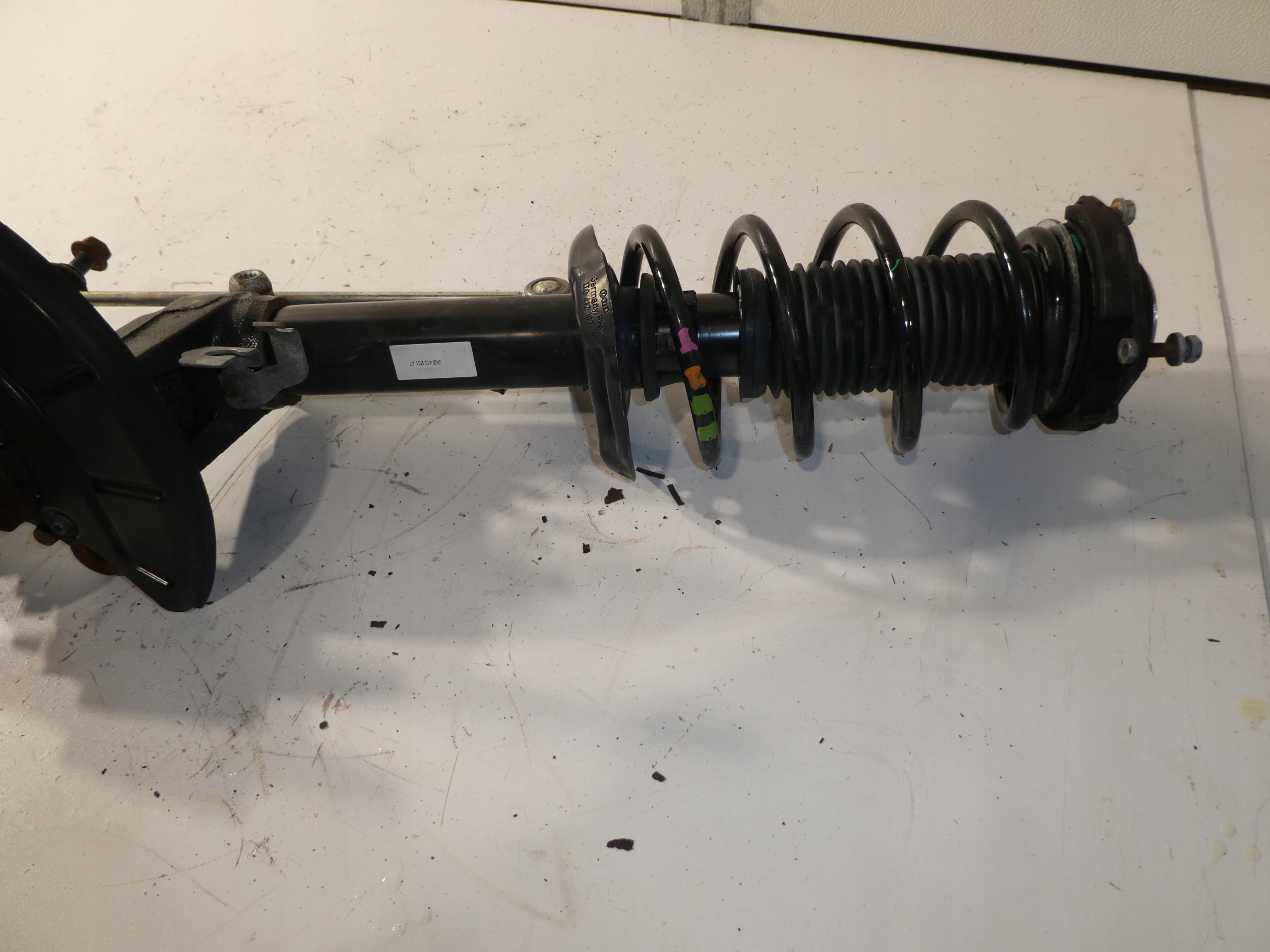 mcpherson swing shock absorber VW TIGUAN 5N0413031AT