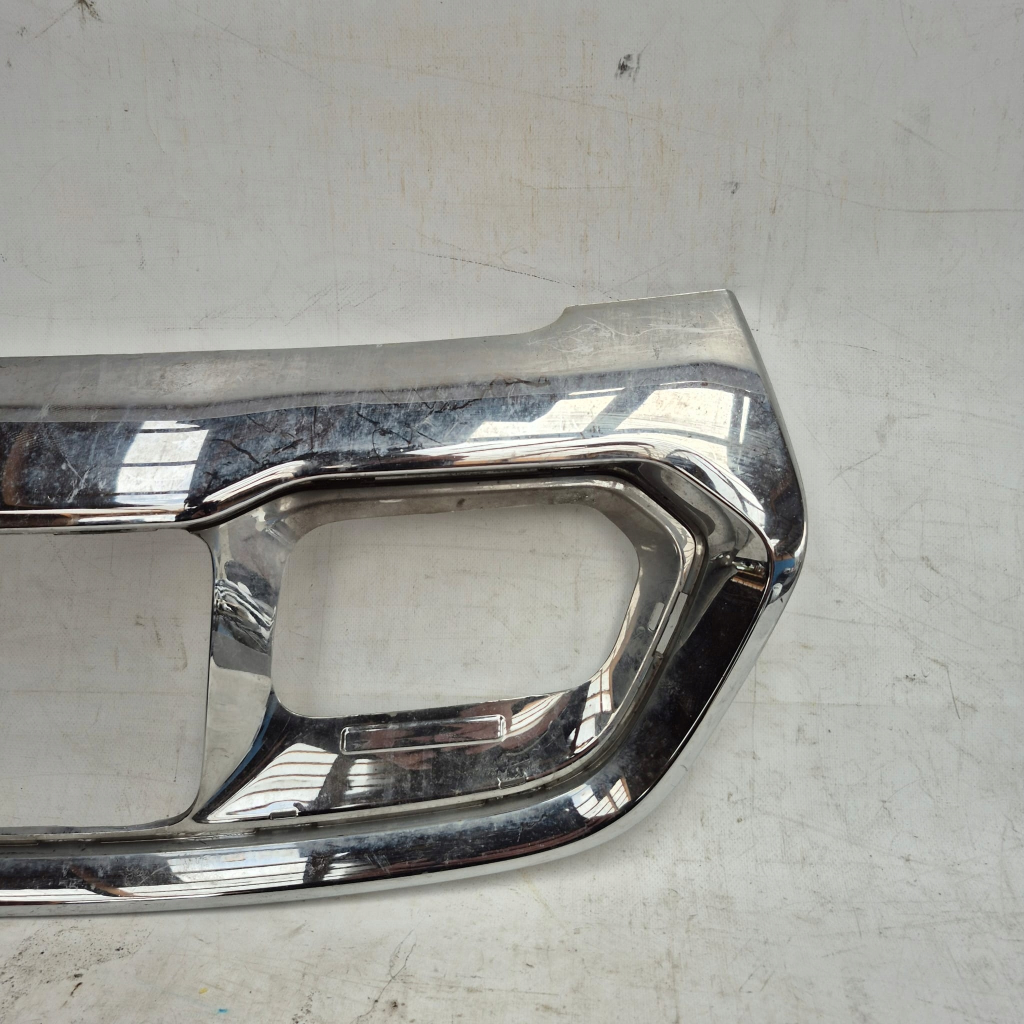 JEEP GRAND CHEROKEE WK2 LIFT 17- grid grille spoiler front CHROM