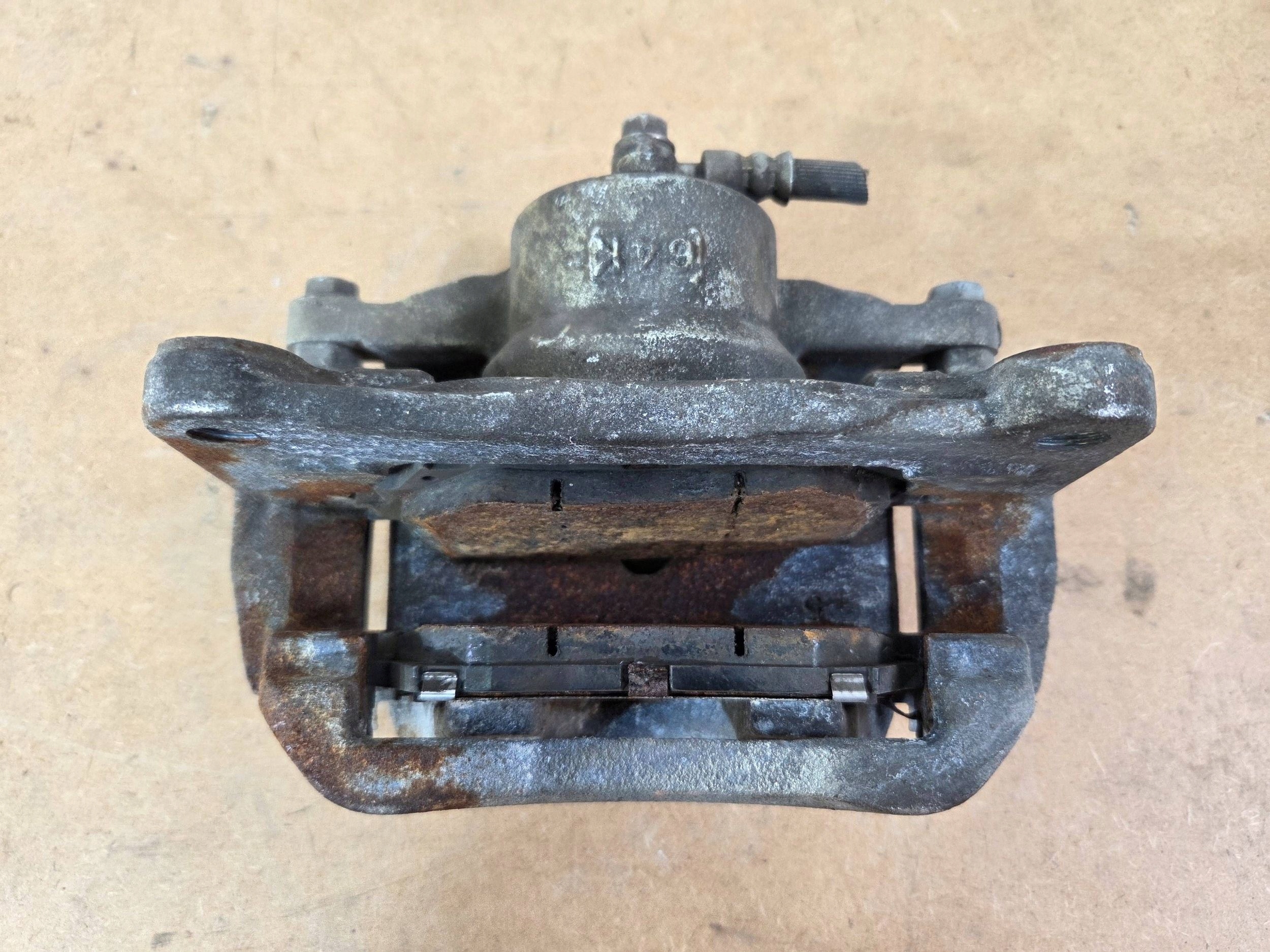 Mazda 6 GJ 2012- caliper brake front right PNR57 (B857)