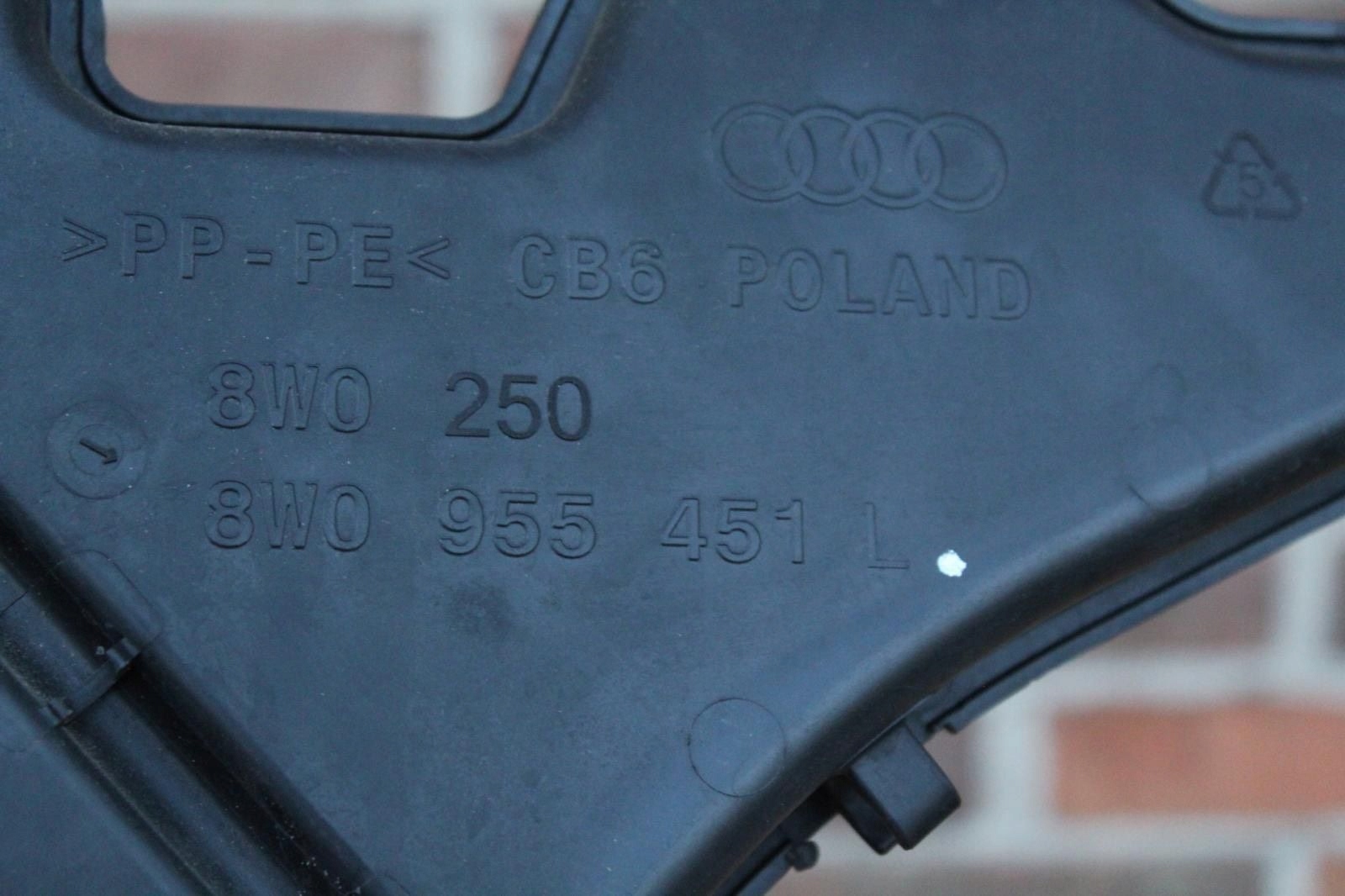 бачок омывателя жидкости Audi A4 S4 B9 2016