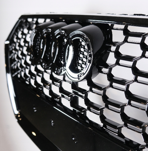 GRILL Atrapa zderzaka AUDI A4 B9 15-19R RS4 LOOK BLACK PLASTER MIODU Kolor czarny