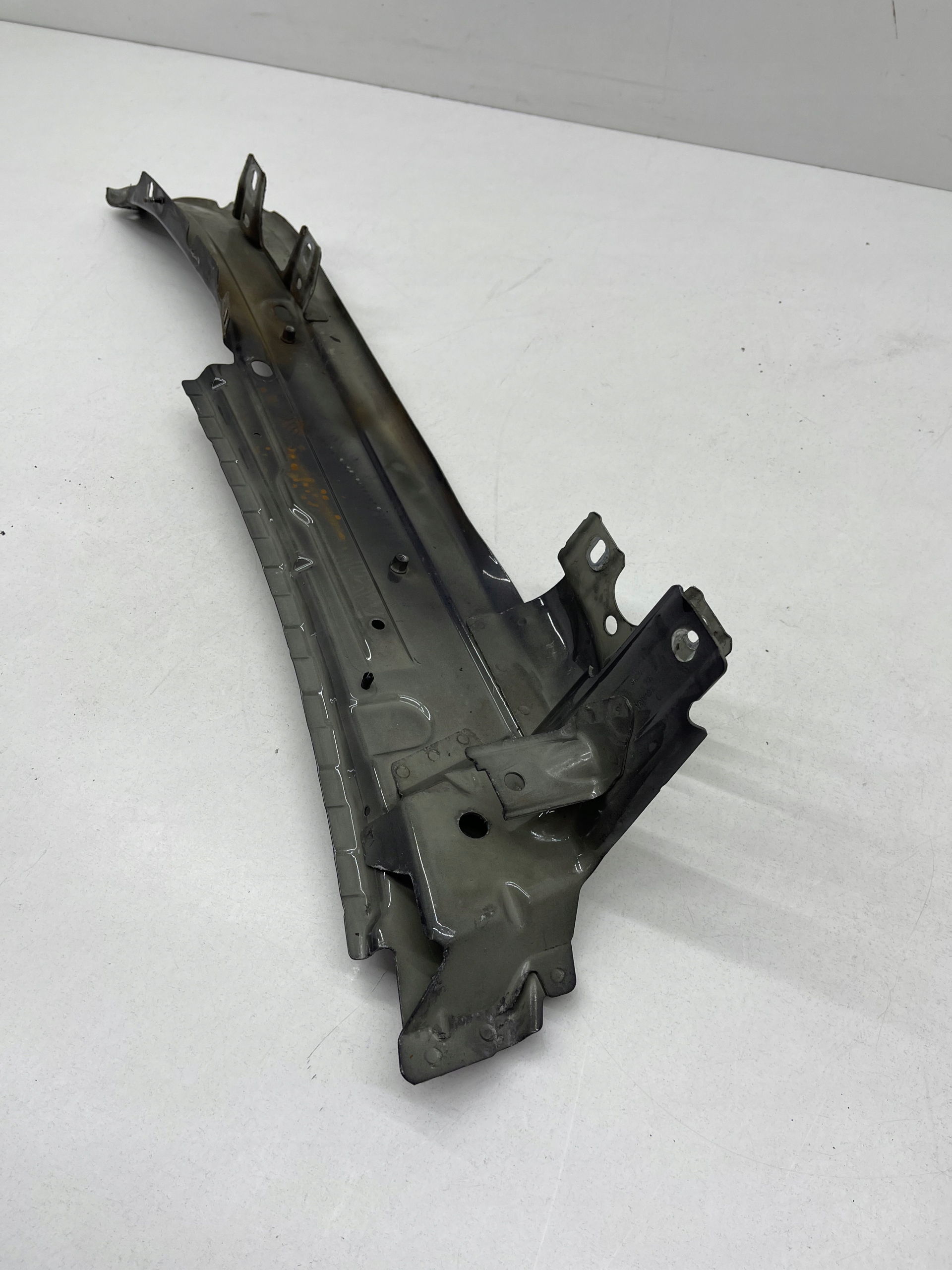 AUDI Q7 4L Console Support plaque Aile fartuch Droite