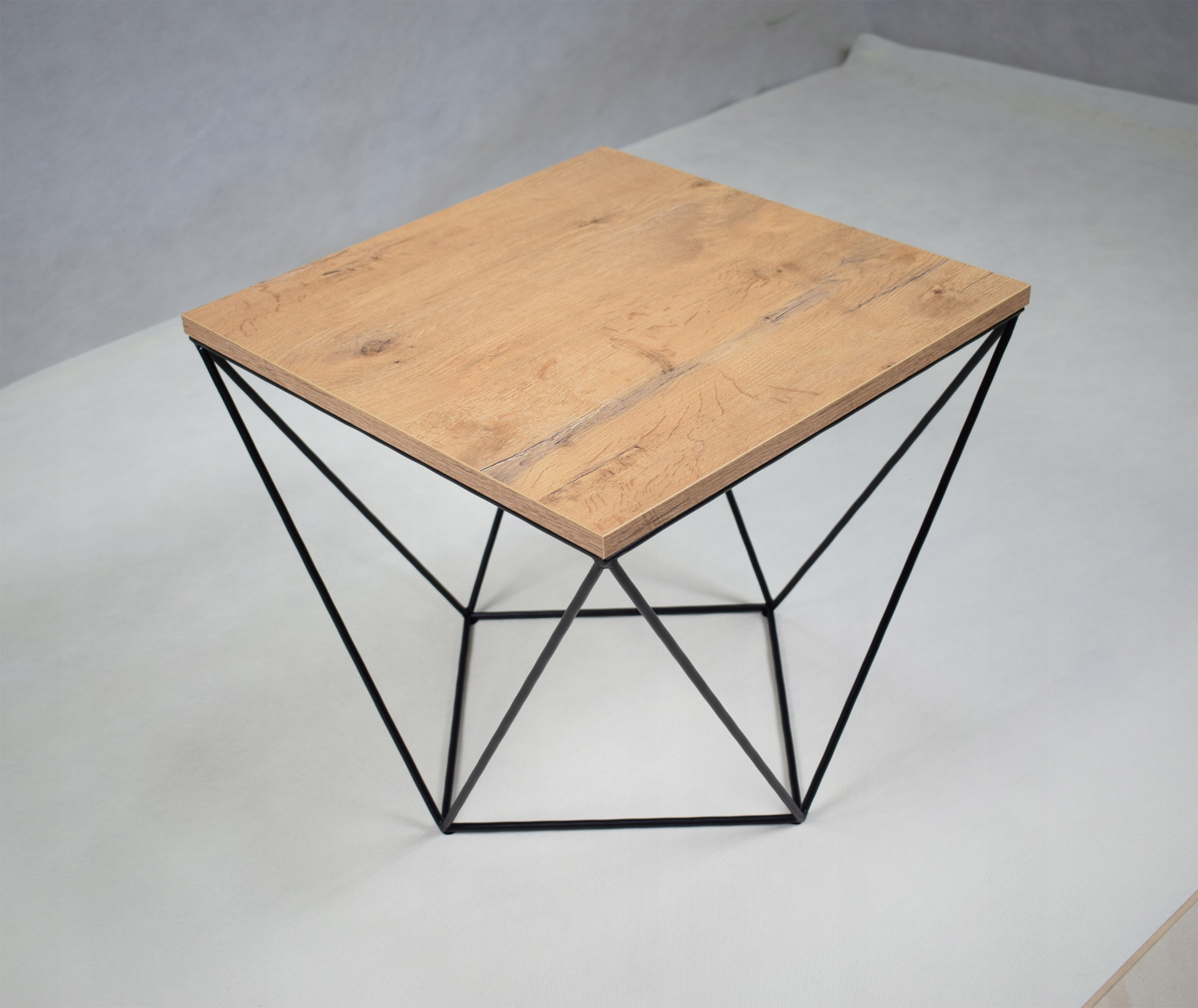 Kawowy Stolik Druciany Kwadratowy Loft Industrial Czarny+Dąb Lancelot Głębokość mebla 50 cm