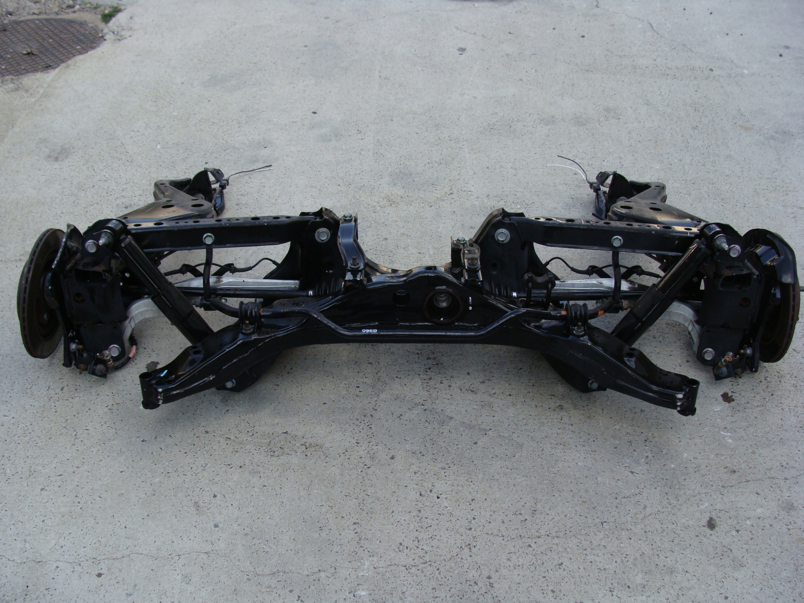 ZAWIESZENIE TYLNE NISSAN X-TRAIL T32 4WD 4X4 AWD 2.0 DCI Wersja Europejska