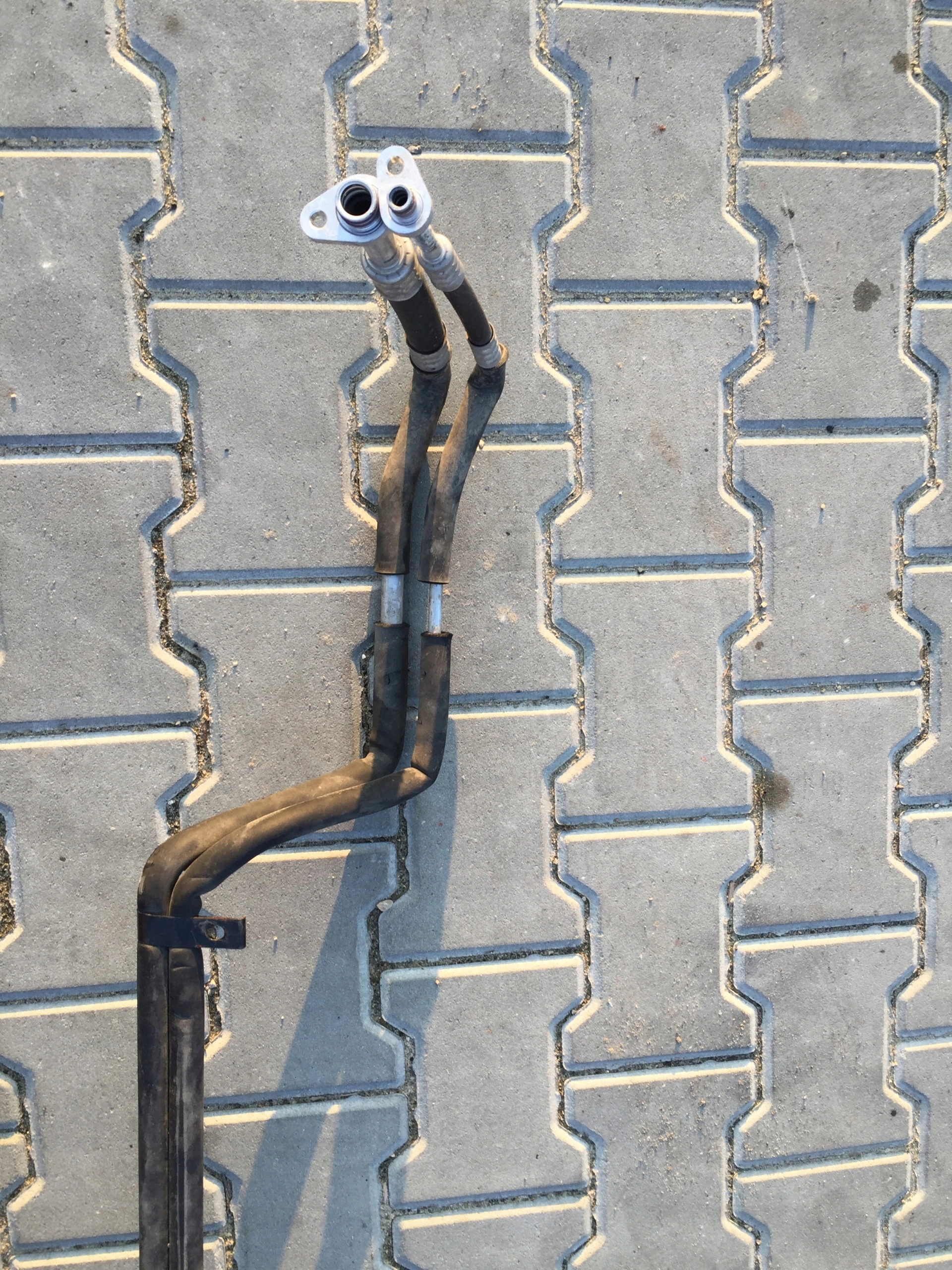 RANGE ROVER VOGUE L405 4 4 PRZEWOD KLIMATYZACJI Part manufacturer Land Rover OE